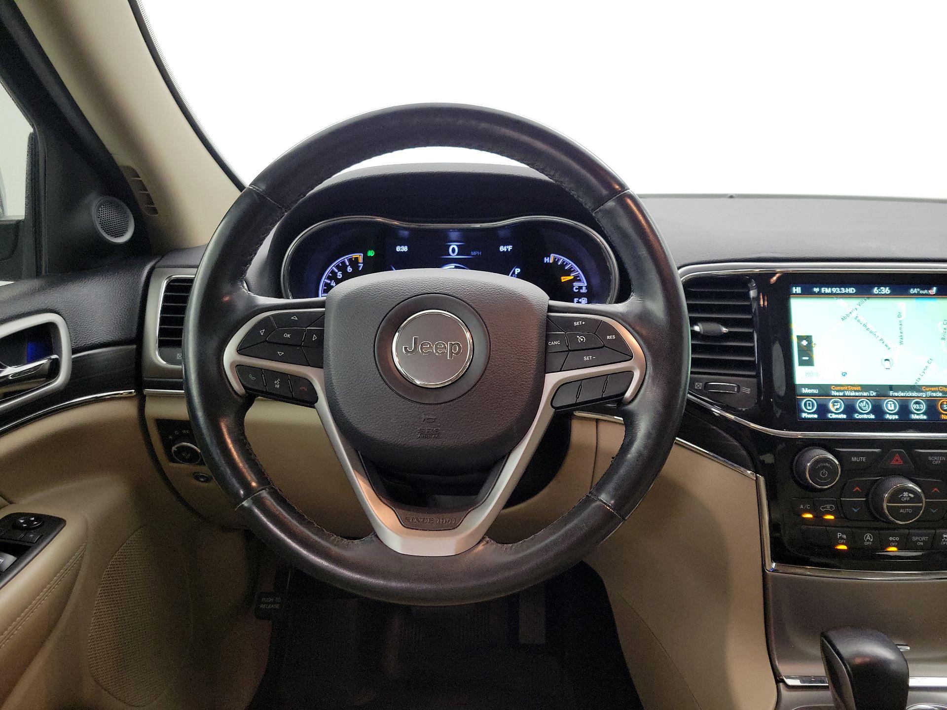 Thumbnail: 2020 Jeep Grand Cherokee - 10