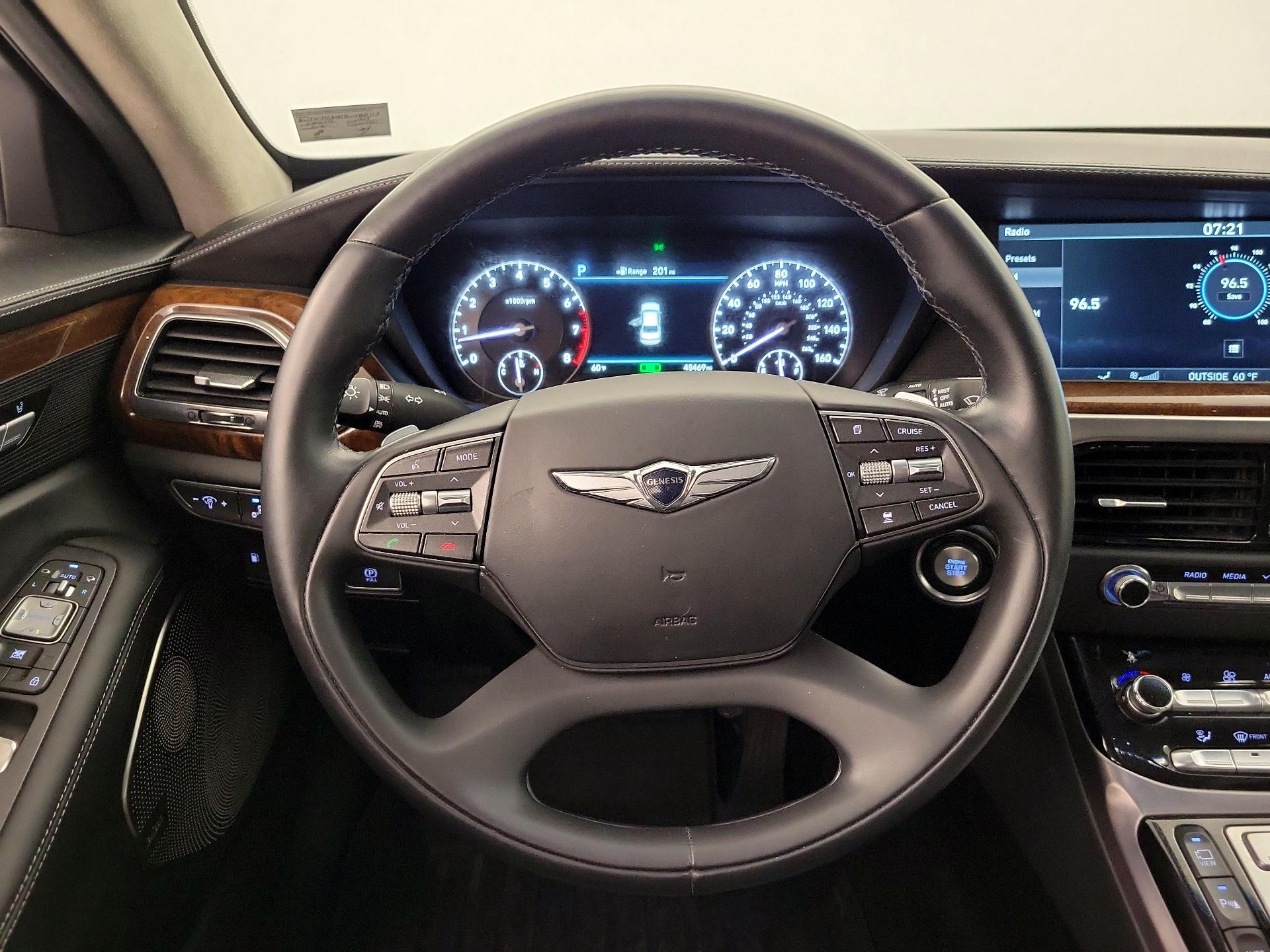 Thumbnail: 2019 Genesis G90 - 10