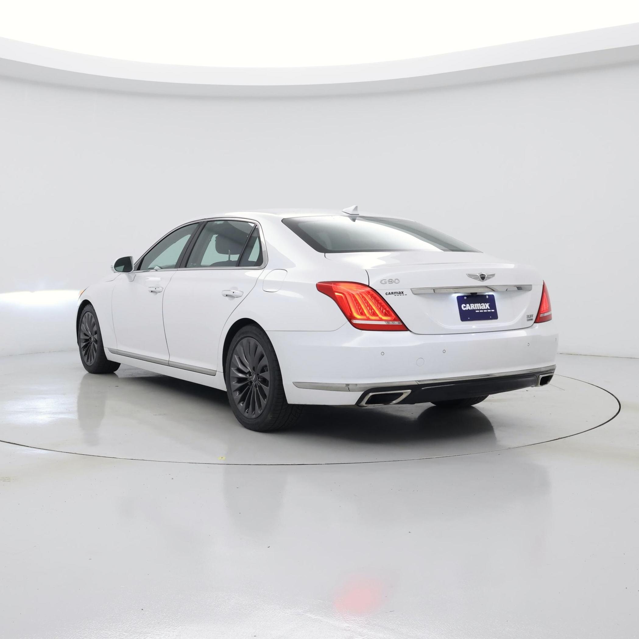 Thumbnail: 2019 Genesis G90 - 2