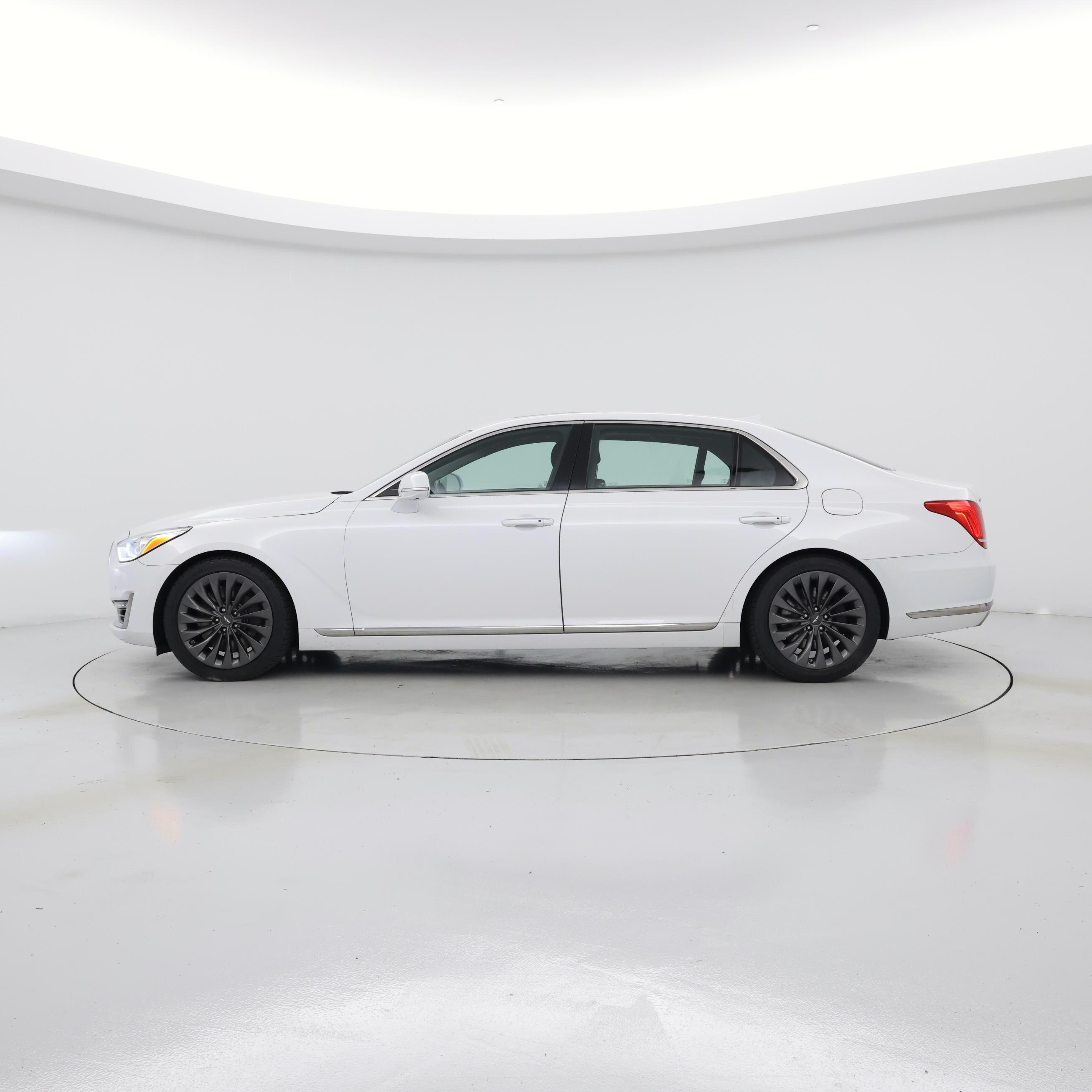 Thumbnail: 2019 Genesis G90 - 3