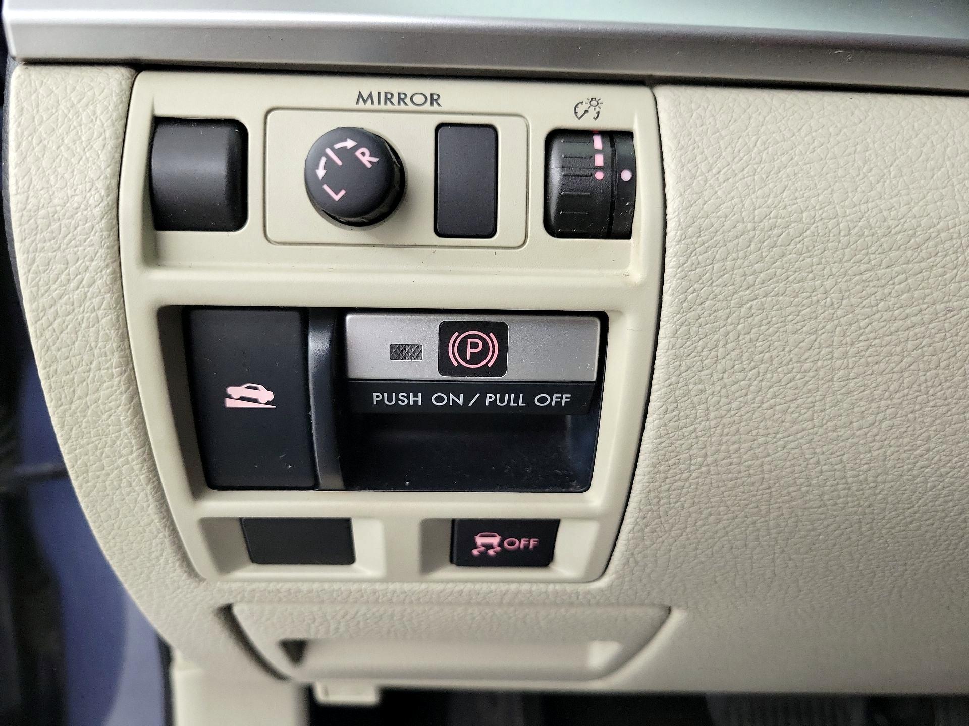 Thumbnail: 2014 Subaru Outback - 13