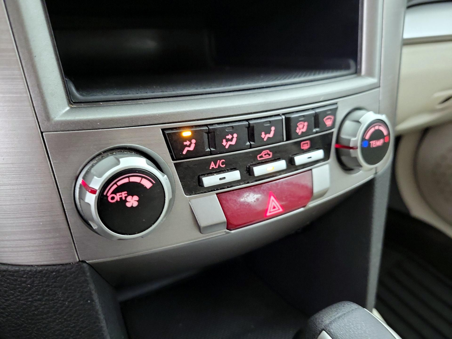 Thumbnail: 2014 Subaru Outback - 15