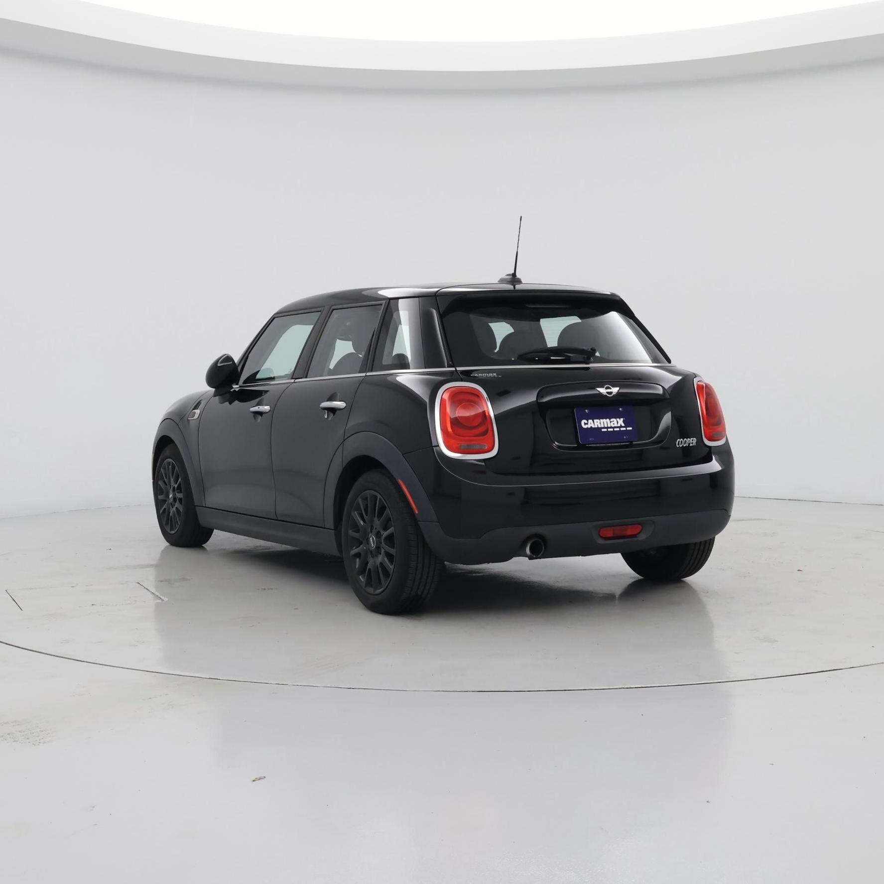 Thumbnail: 2017 MINI Cooper Hardtop - 2