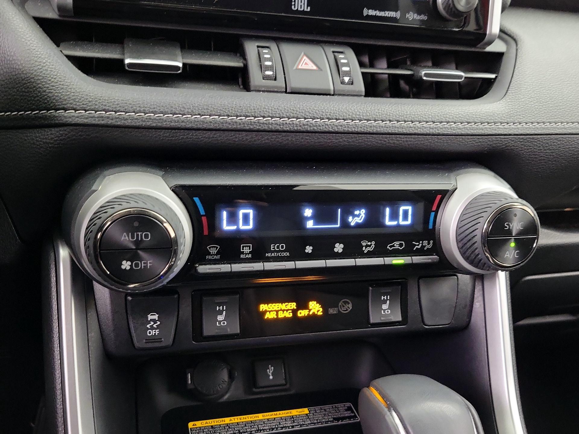 Thumbnail: 2021 Toyota RAV4 - 16