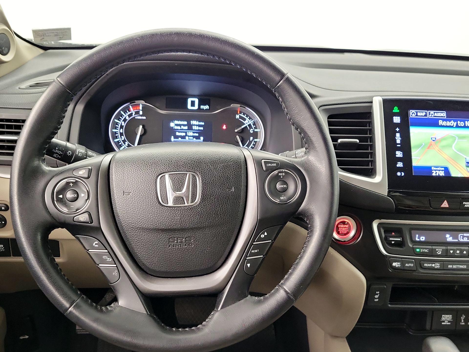 Thumbnail: 2016 Honda Pilot - 10