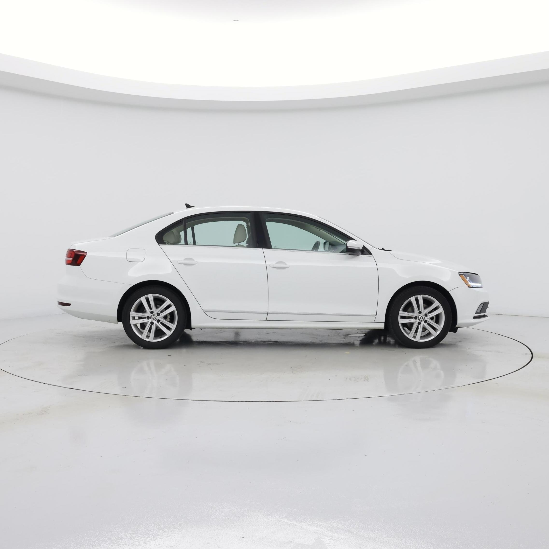 Thumbnail: 2017 Volkswagen Jetta - 7