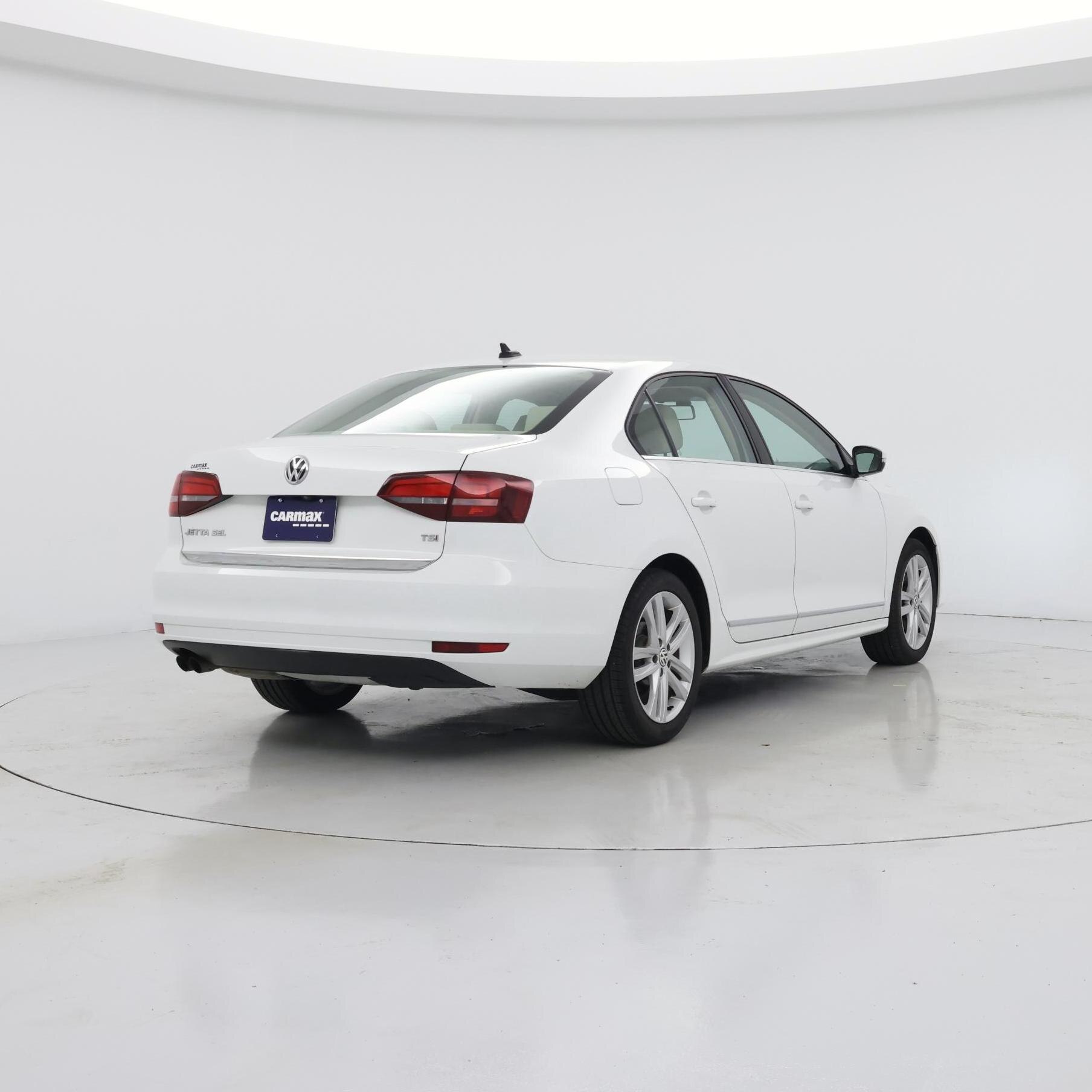 Thumbnail: 2017 Volkswagen Jetta - 8