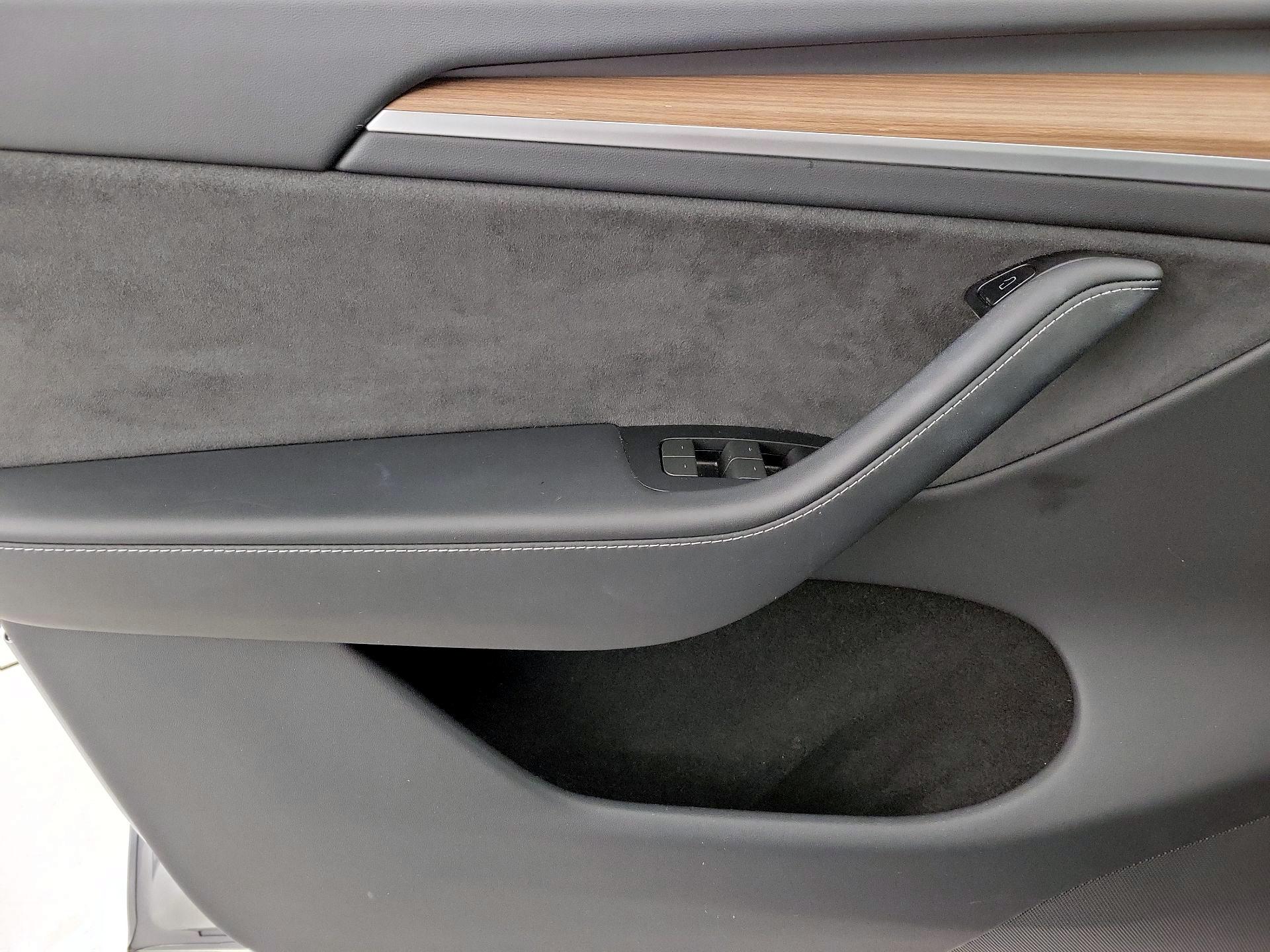 Thumbnail: 2024 Tesla Model Y - 12