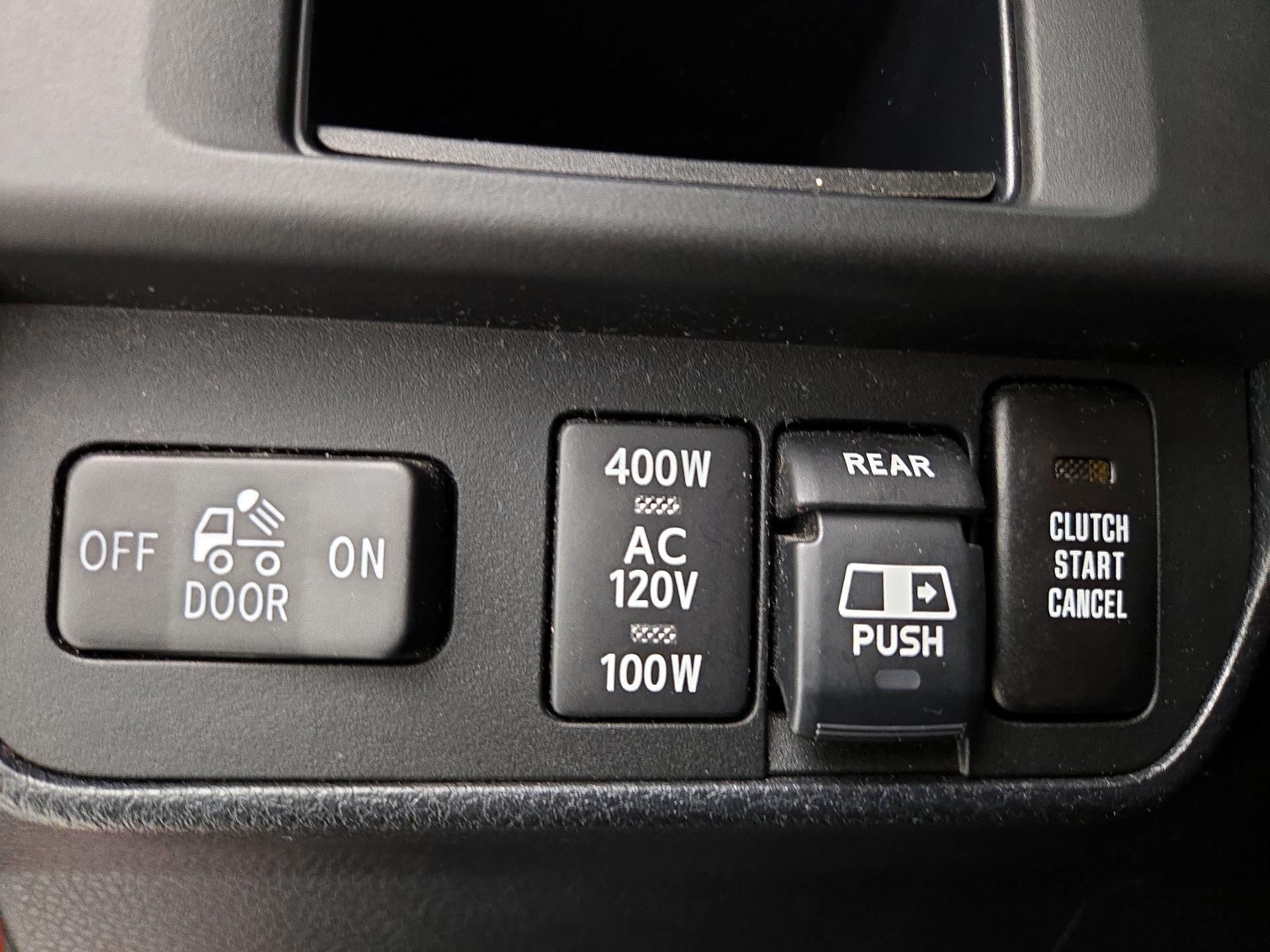 Thumbnail: 2017 Toyota Tacoma - 13