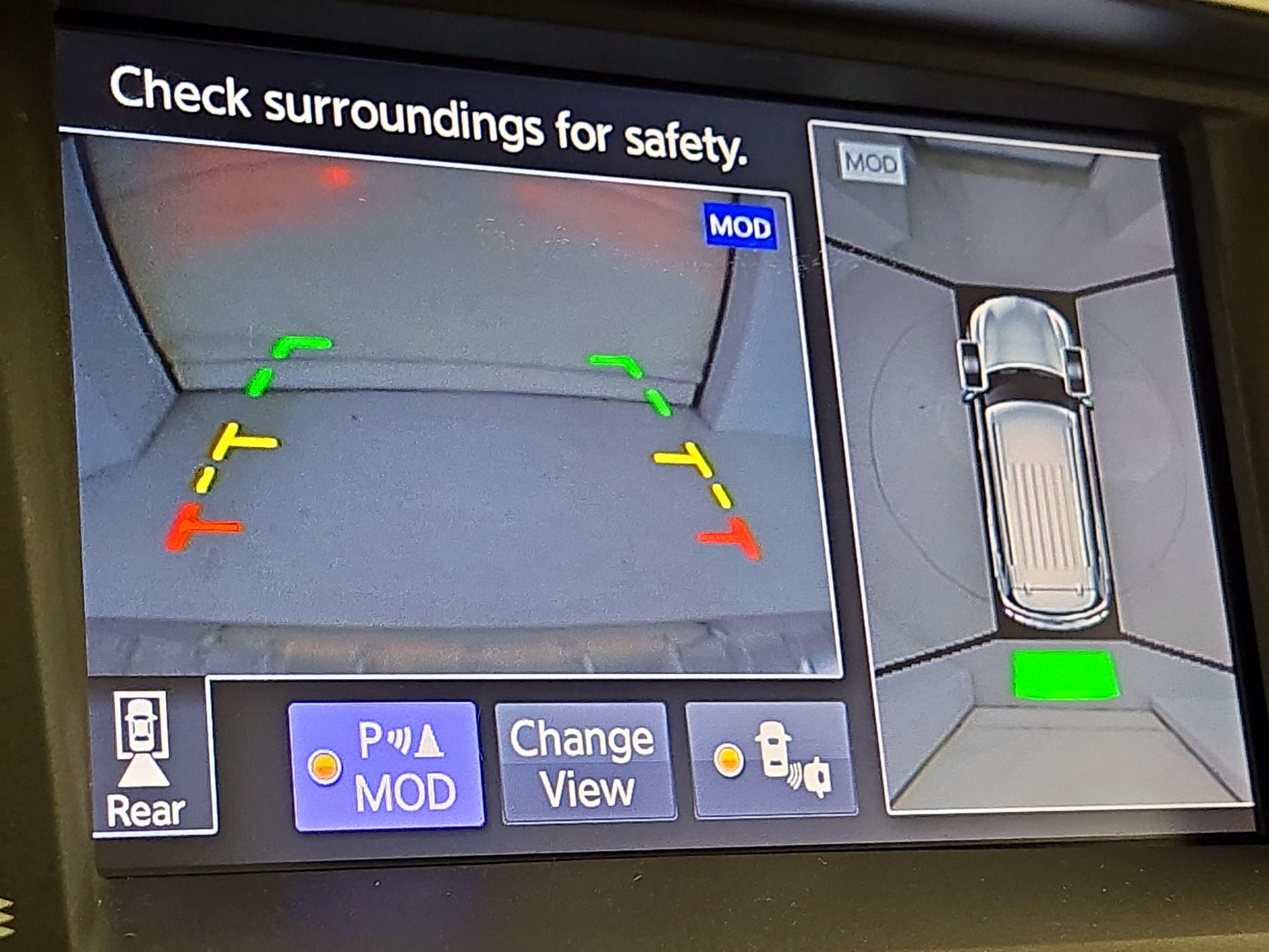 Thumbnail: 2019 INFINITI QX80 - 15