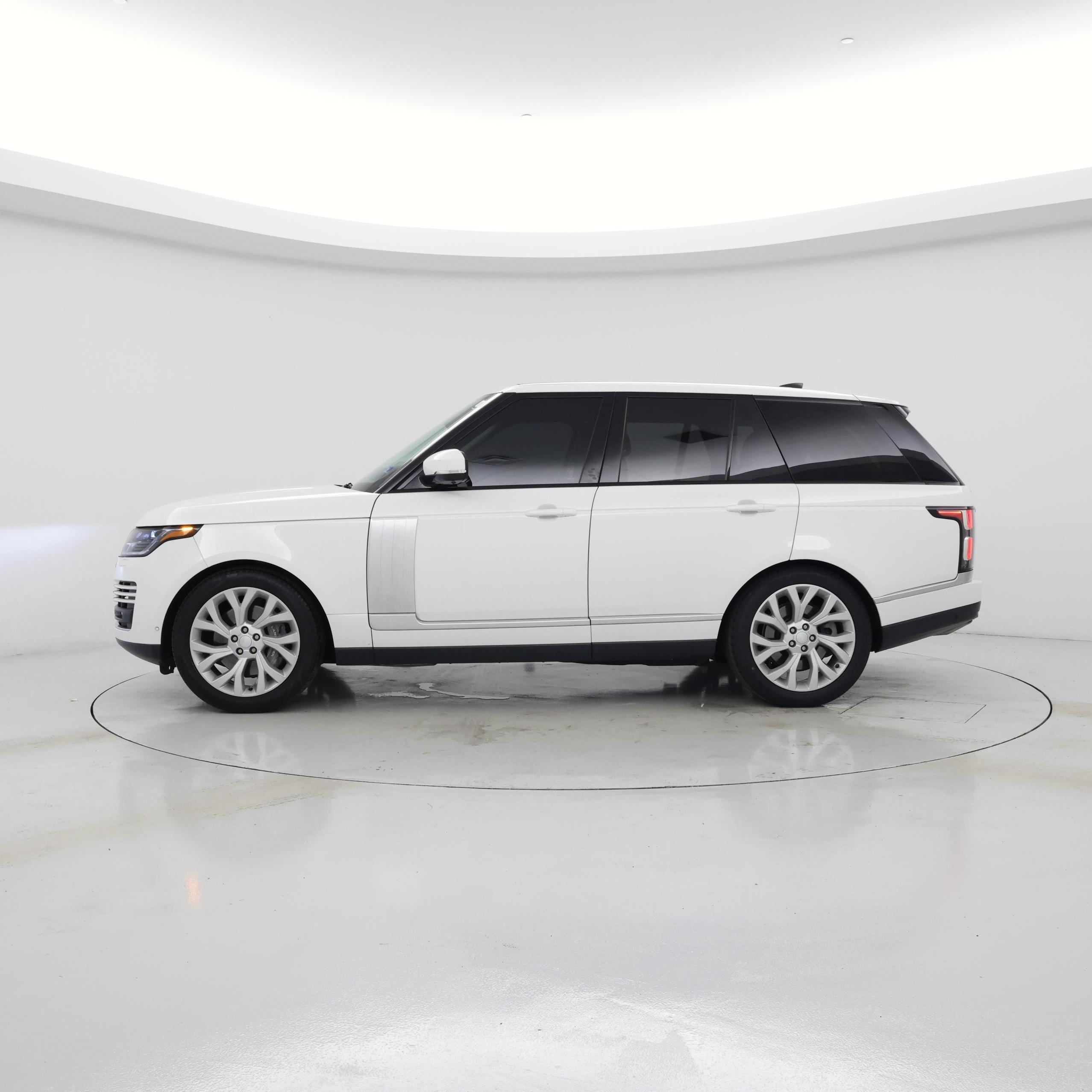 Thumbnail: 2021 Land Rover Range Rover - 3