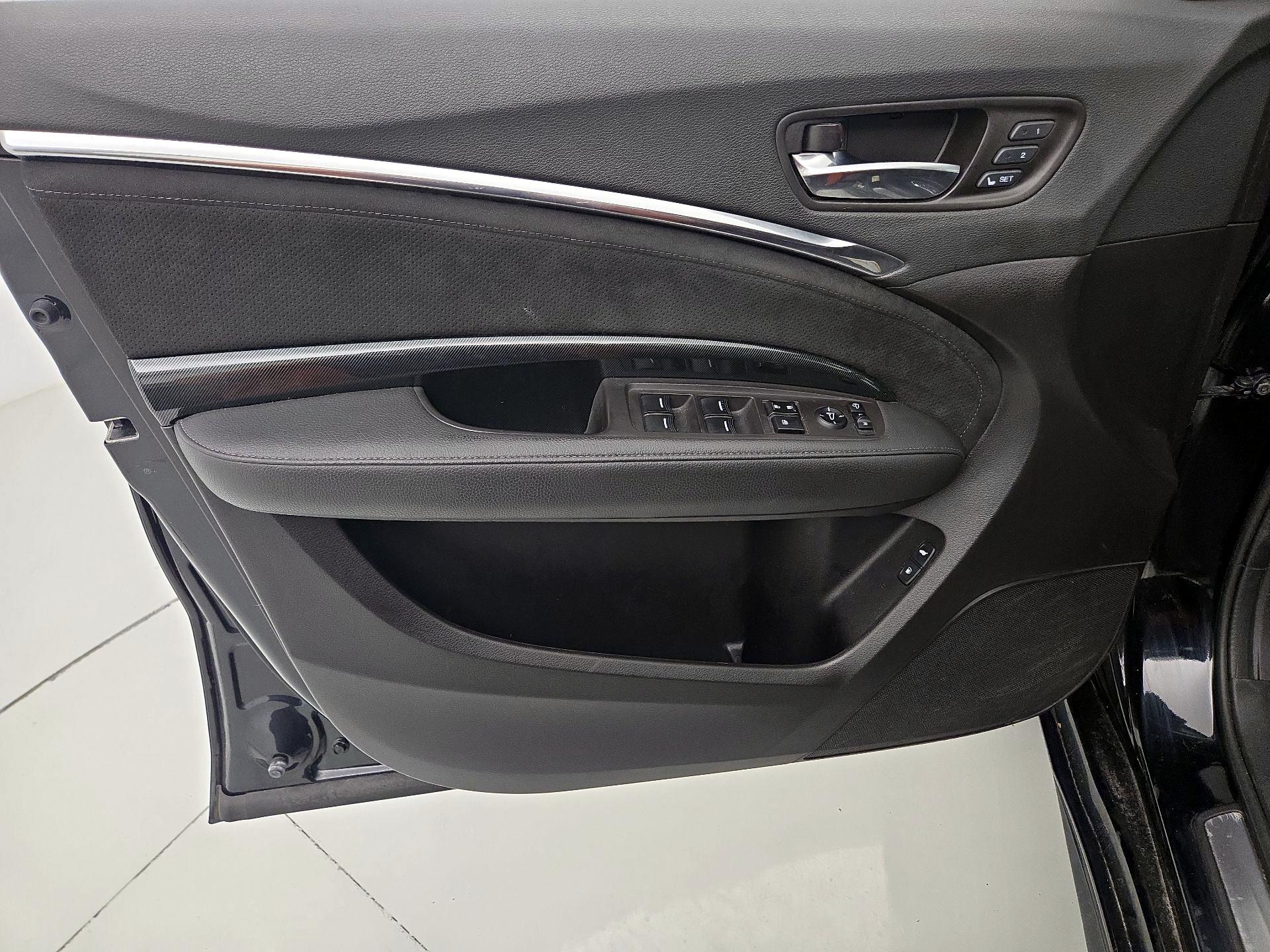 Thumbnail: 2019 Acura MDX - 12