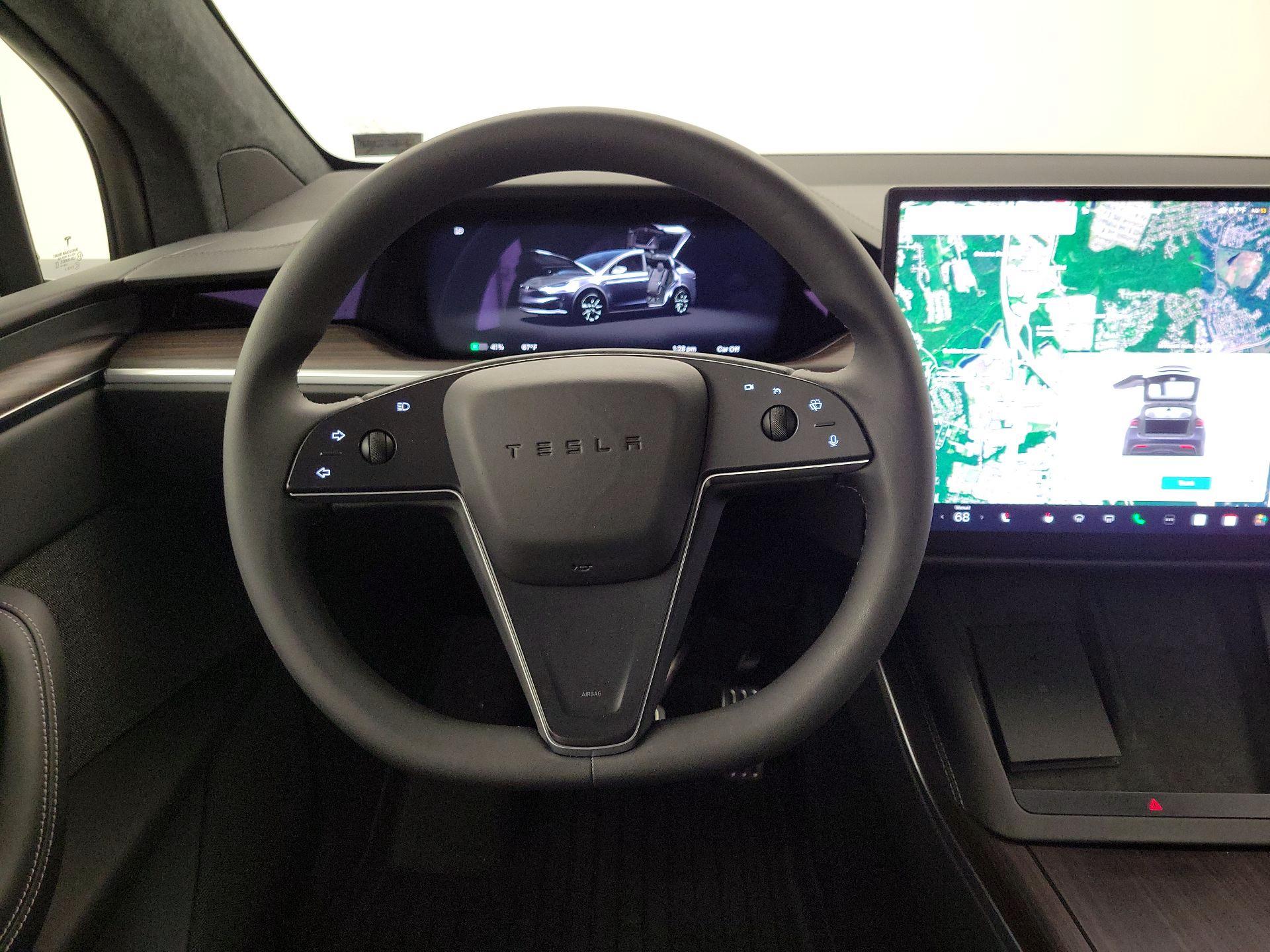 Thumbnail: 2024 Tesla Model X - 10