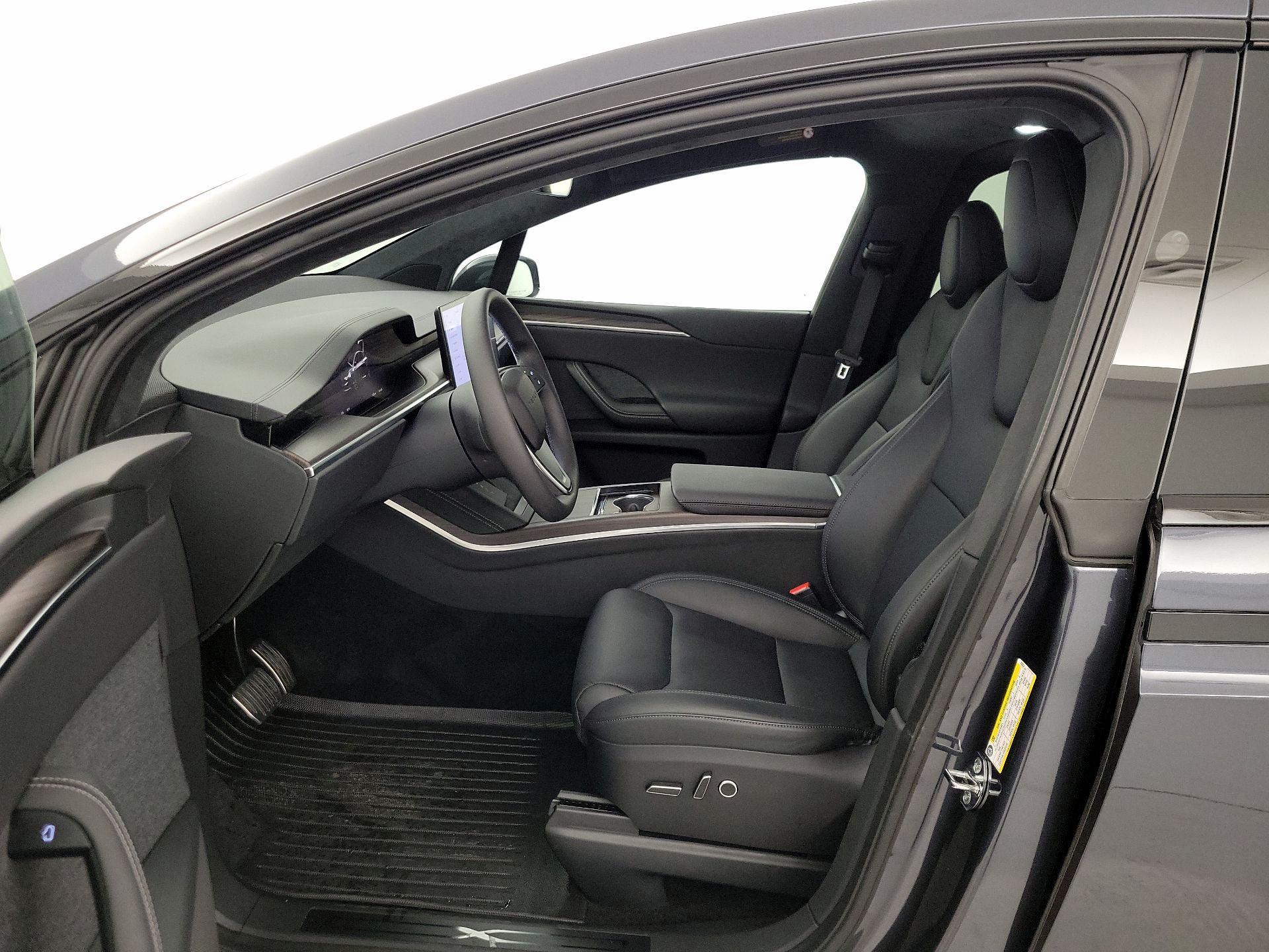 Thumbnail: 2024 Tesla Model X - 11