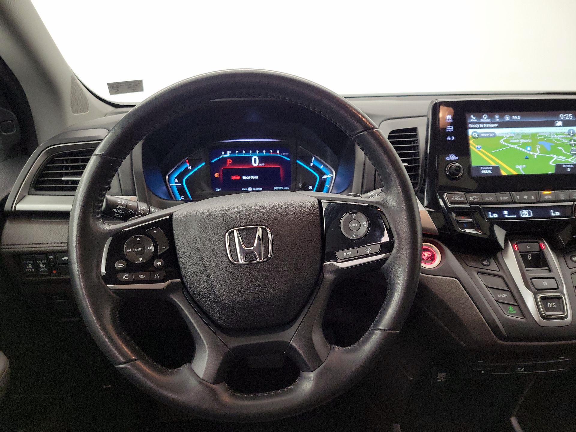 Thumbnail: 2018 Honda Odyssey - 10