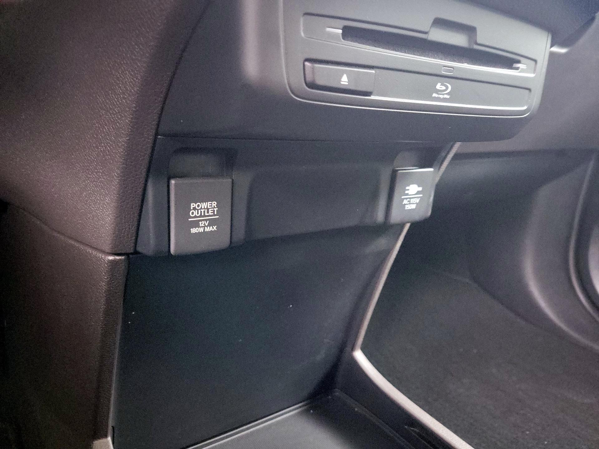 Thumbnail: 2018 Honda Odyssey - 19