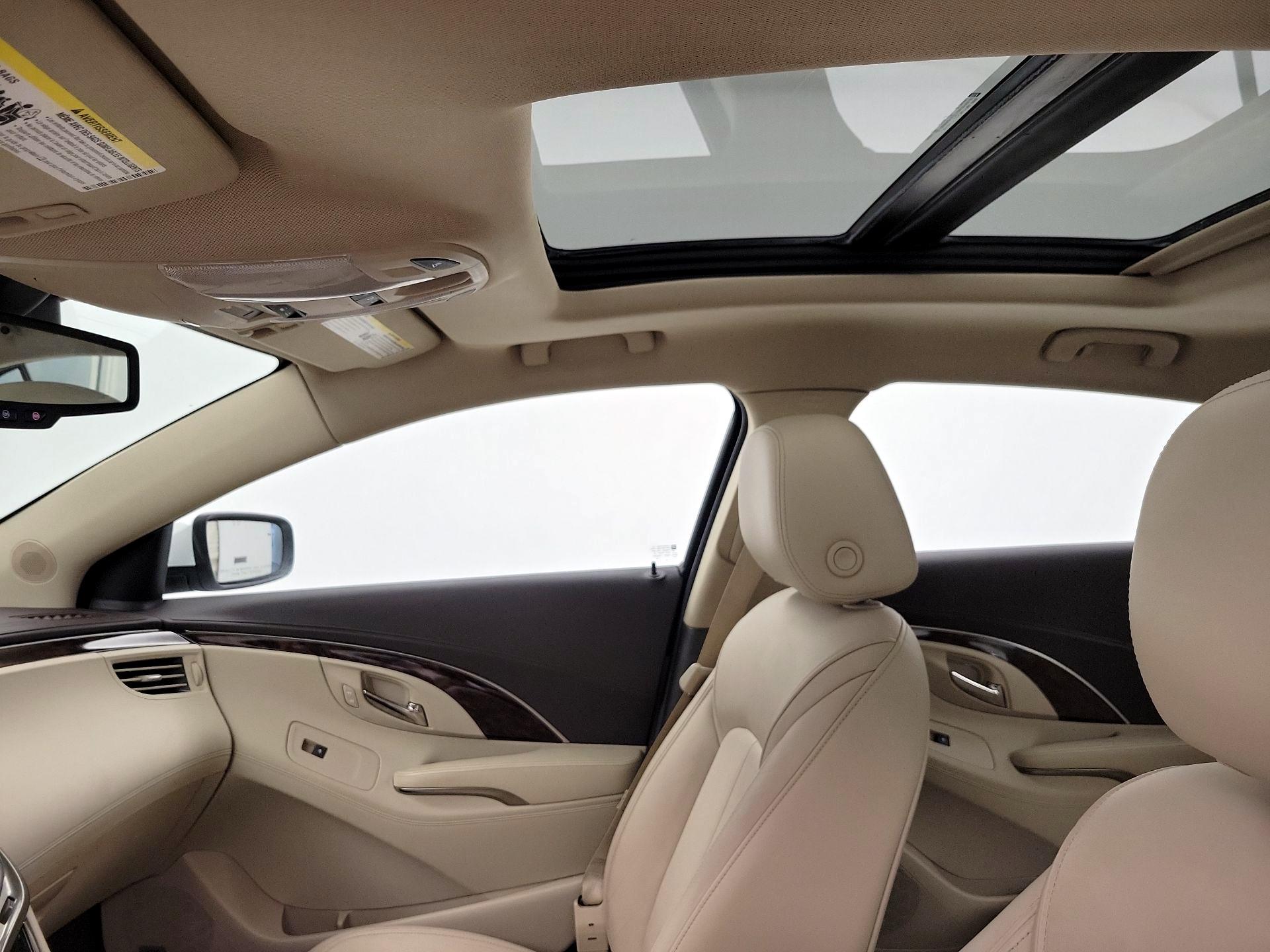 Thumbnail: 2016 Buick LaCrosse - 19