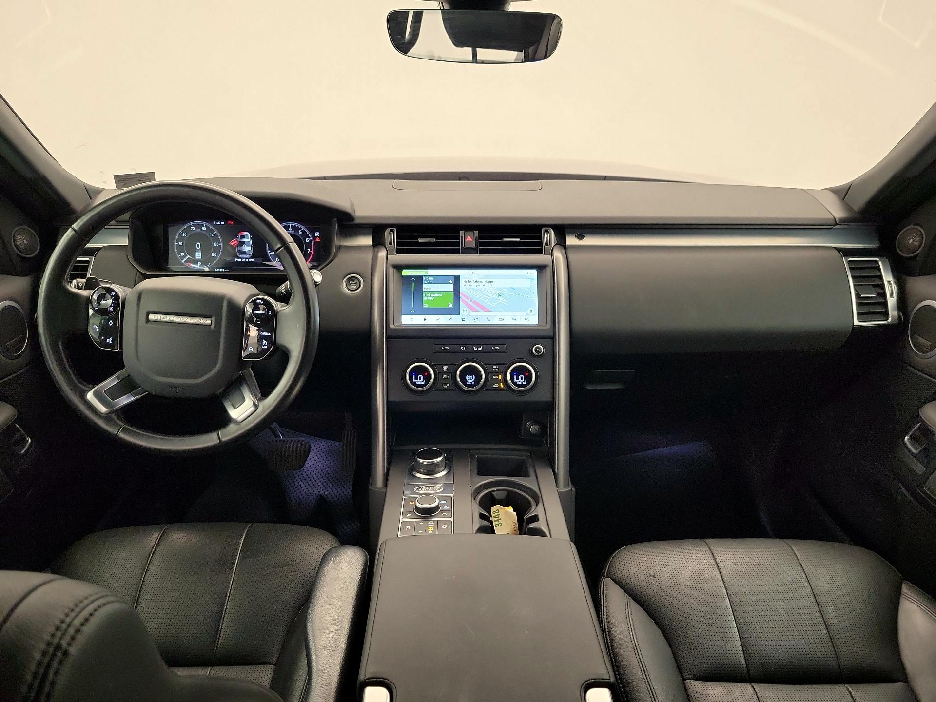 Thumbnail: 2020 Land Rover Discovery - 9