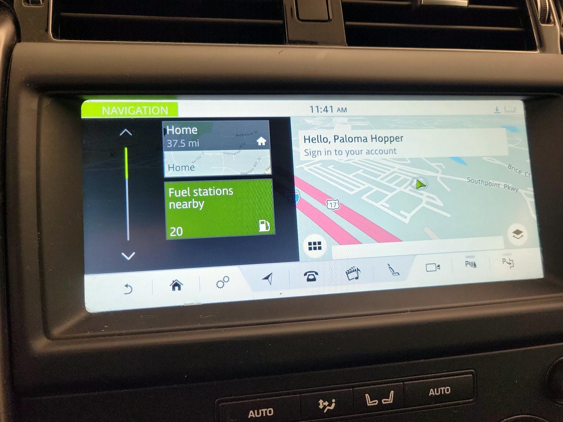 Thumbnail: 2020 Land Rover Discovery - 14