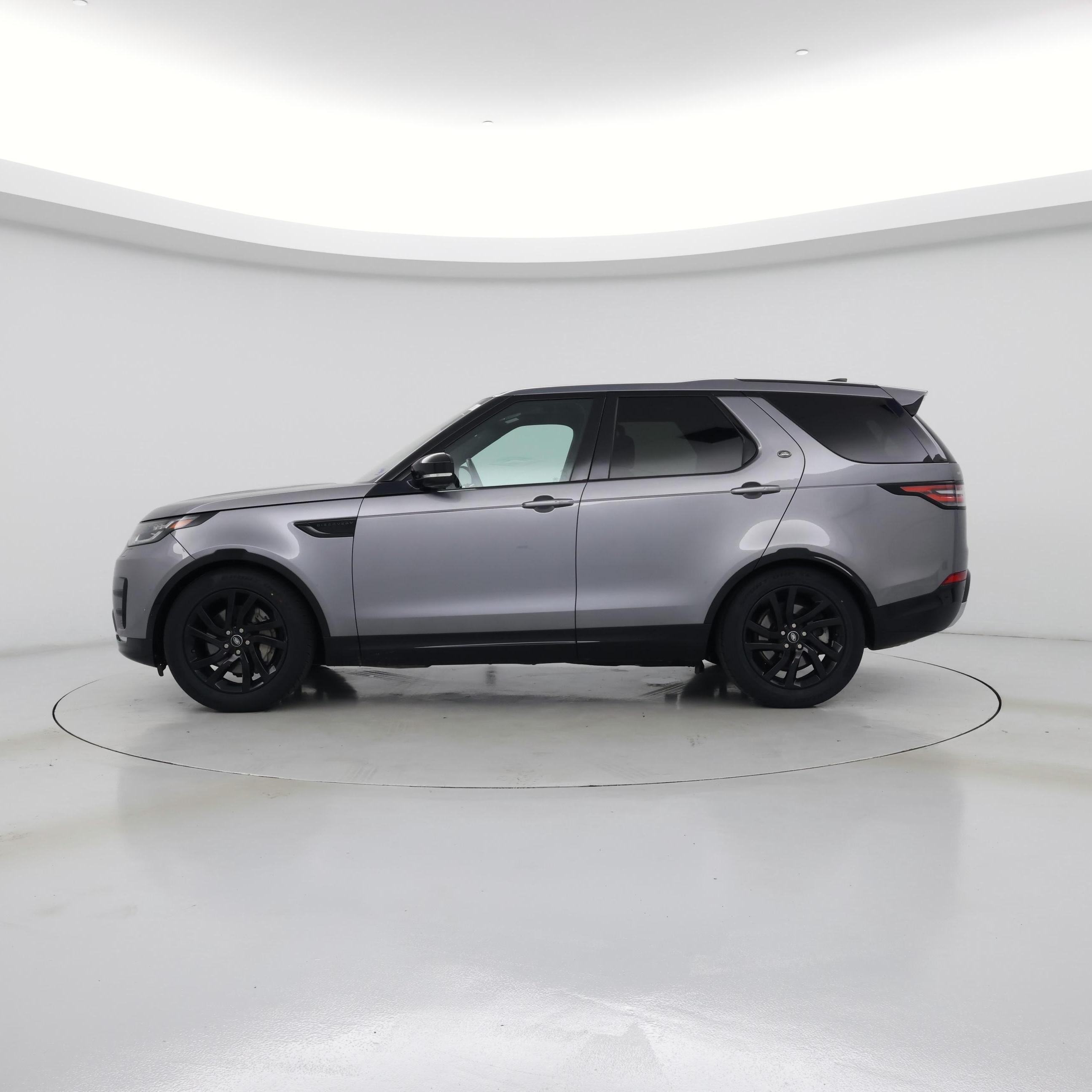 Thumbnail: 2020 Land Rover Discovery - 3
