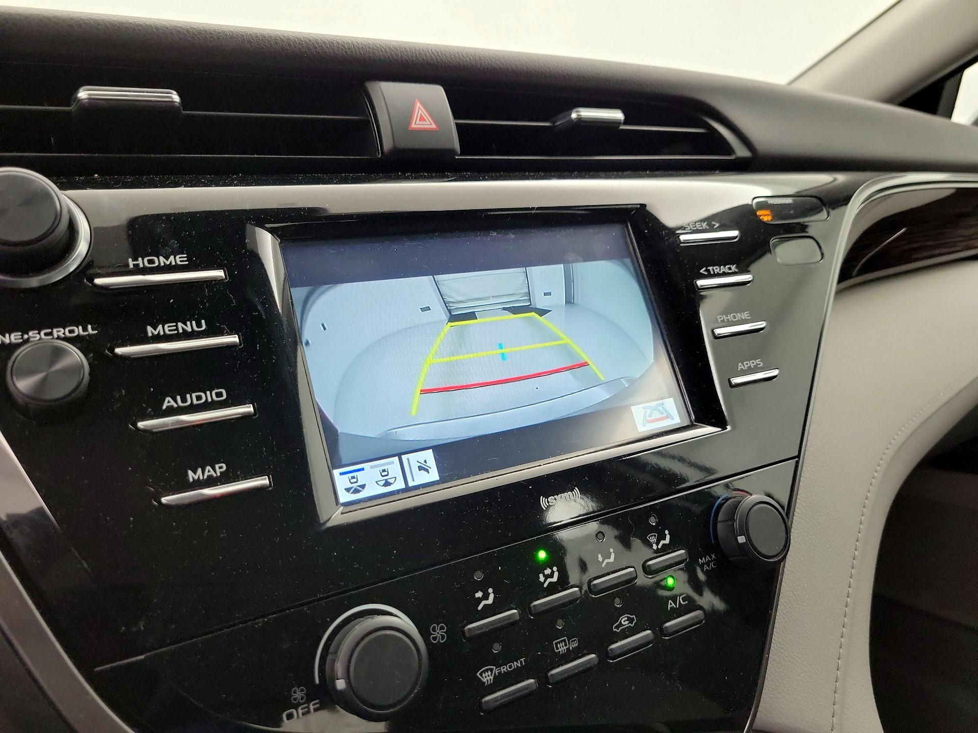 Thumbnail: 2020 Toyota Camry - 14