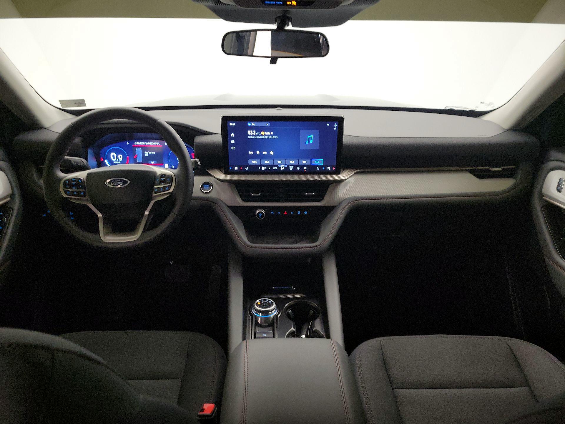 Thumbnail: 2025 Ford Explorer - 9