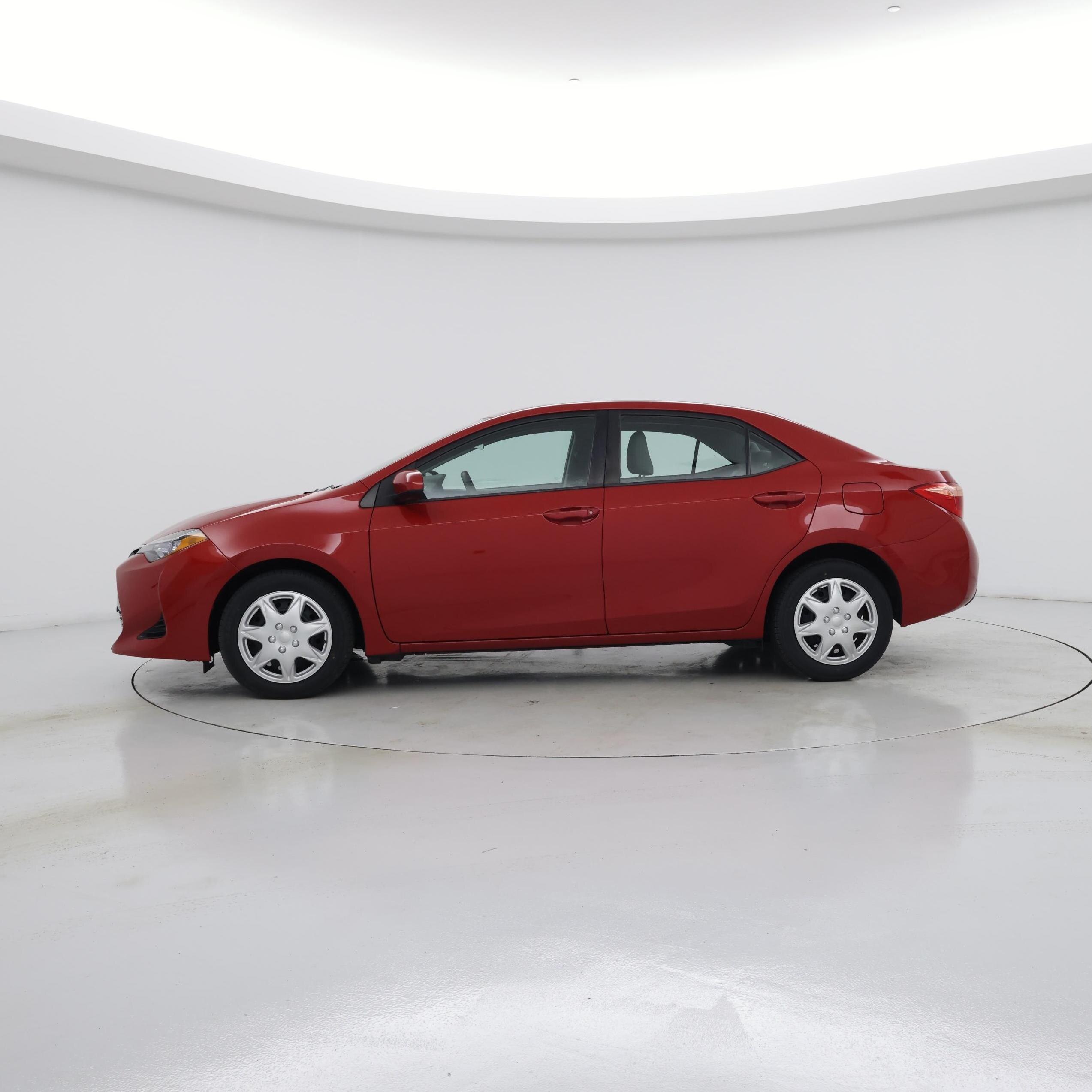 Thumbnail: 2017 Toyota Corolla - 3