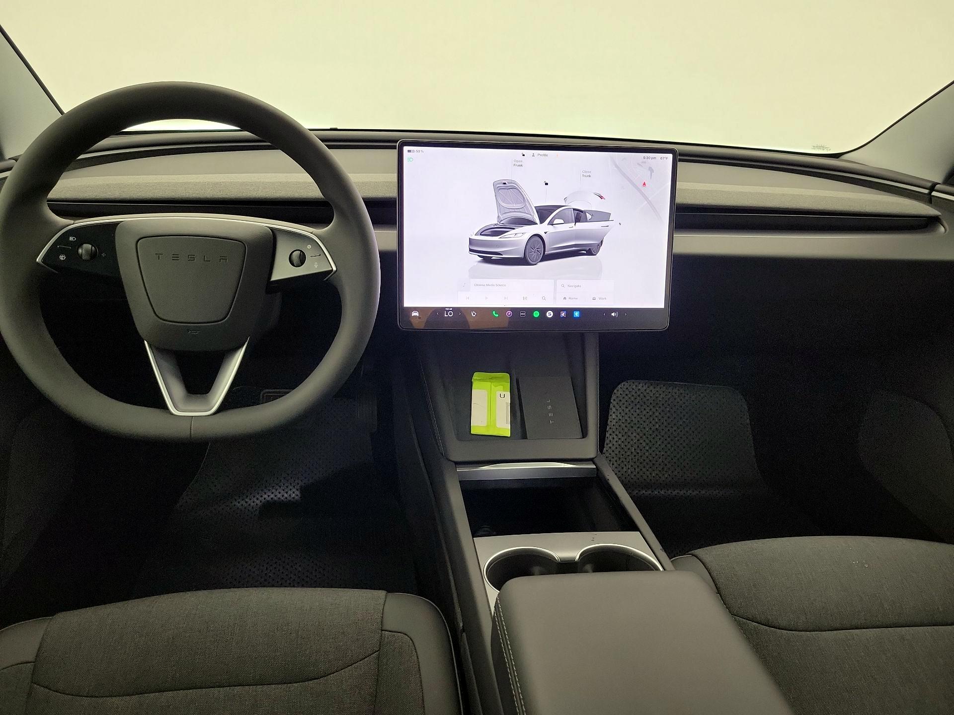 Thumbnail: 2025 Tesla Model 3 - 9