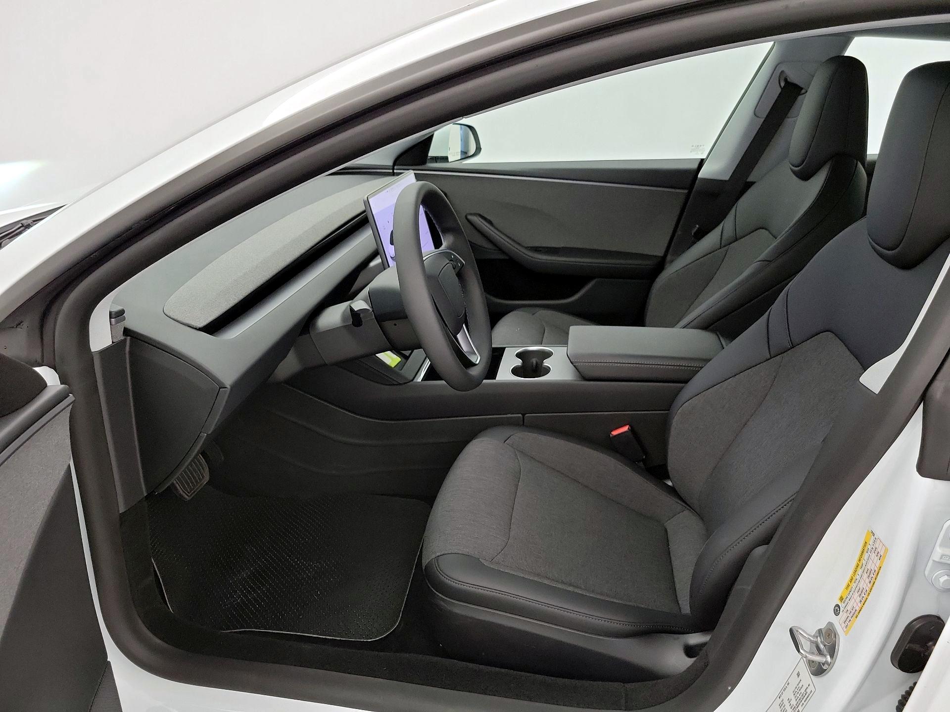 Thumbnail: 2025 Tesla Model 3 - 11