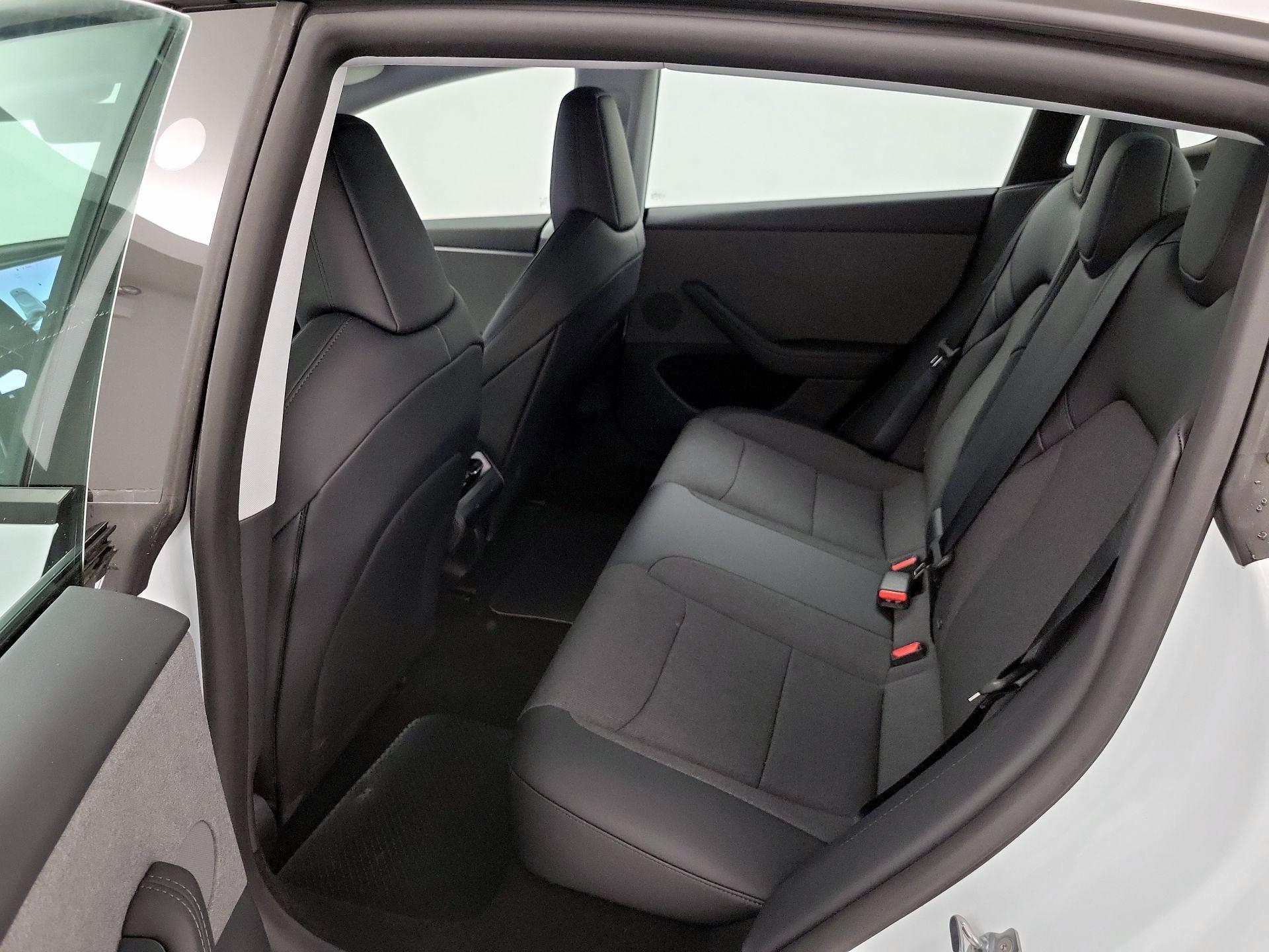 Thumbnail: 2025 Tesla Model 3 - 20