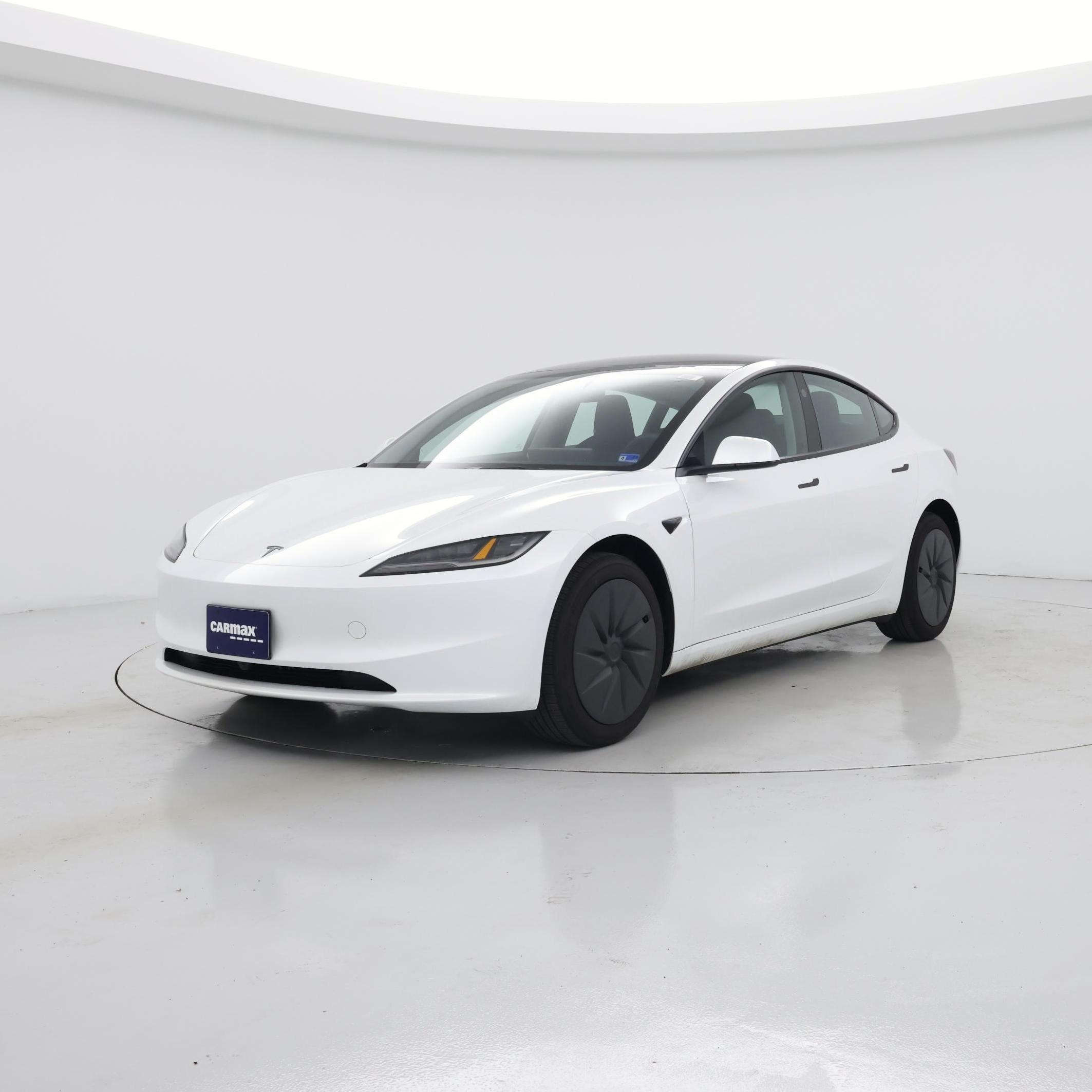 Thumbnail: 2025 Tesla Model 3 - 4