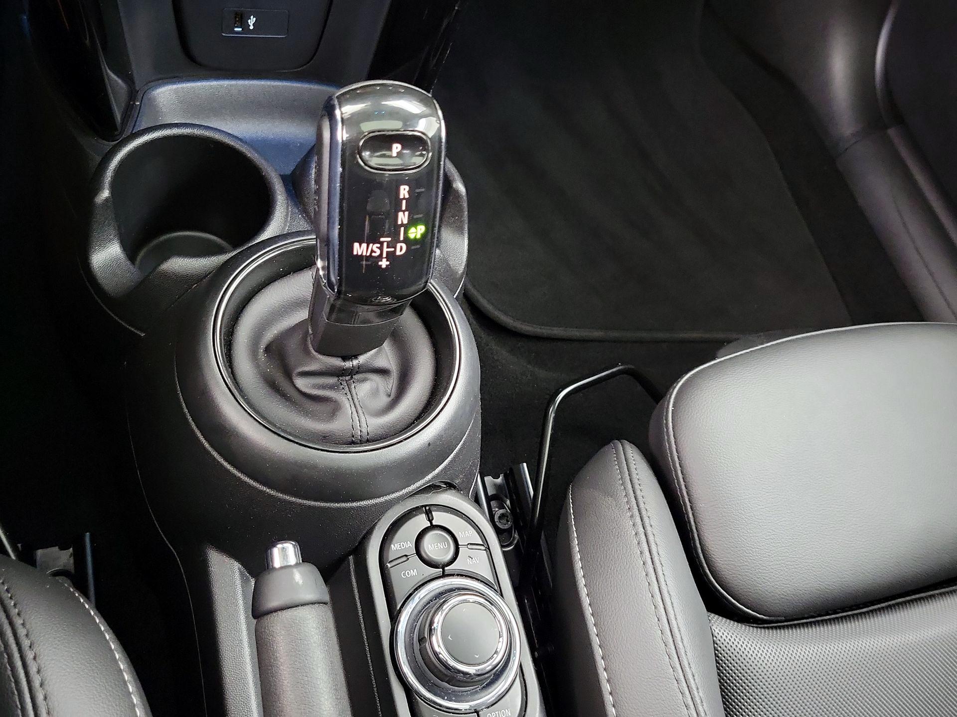 Thumbnail: 2022 MINI Cooper Hardtop - 18