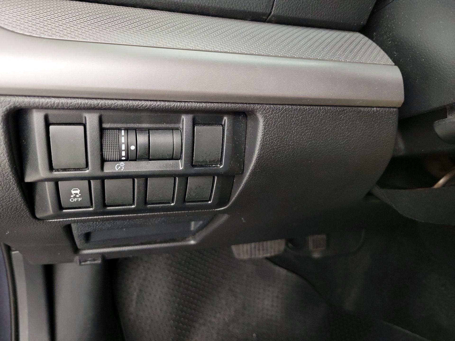 Thumbnail: 2015 Subaru Outback - 13