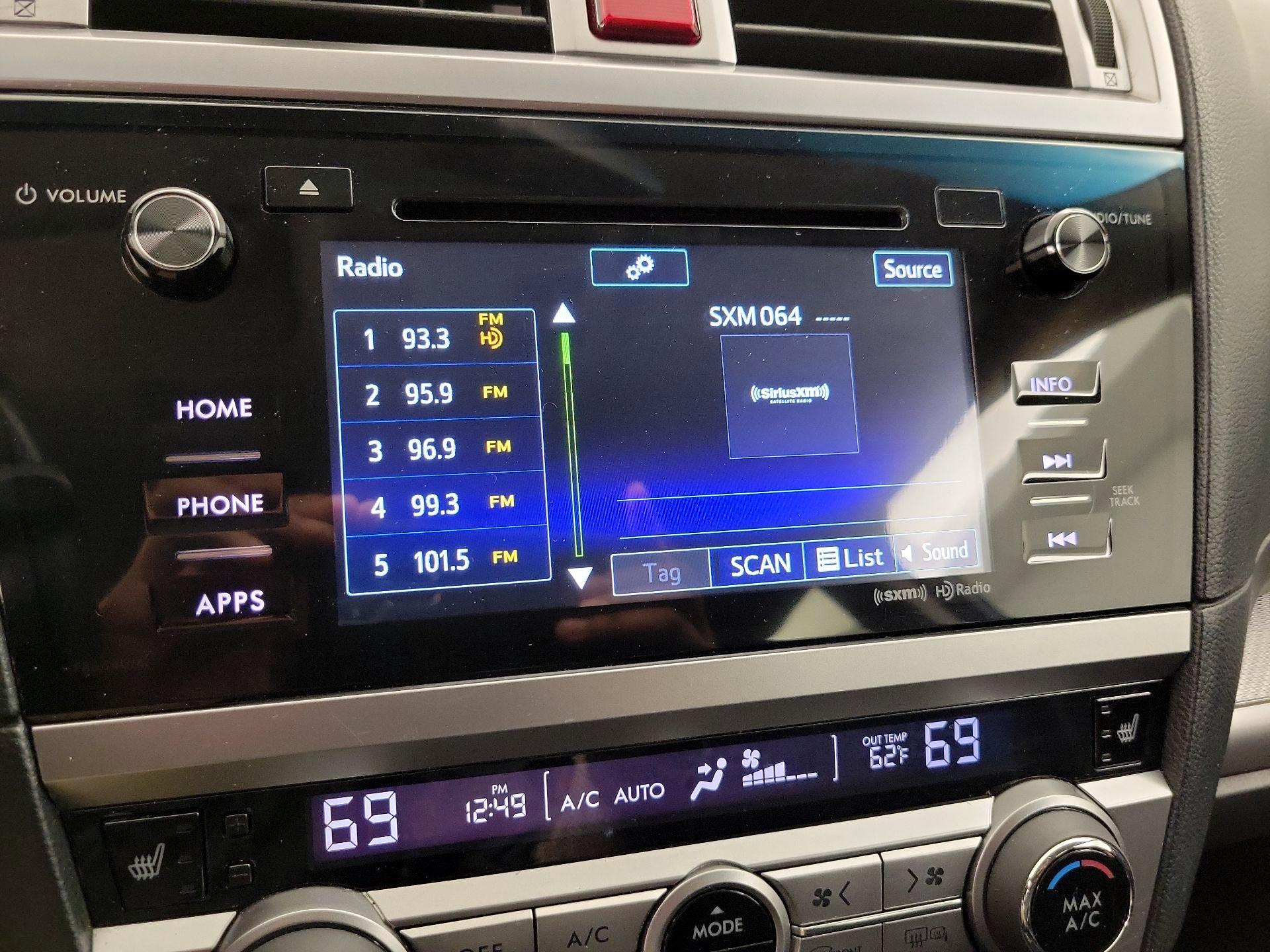 Thumbnail: 2015 Subaru Outback - 15