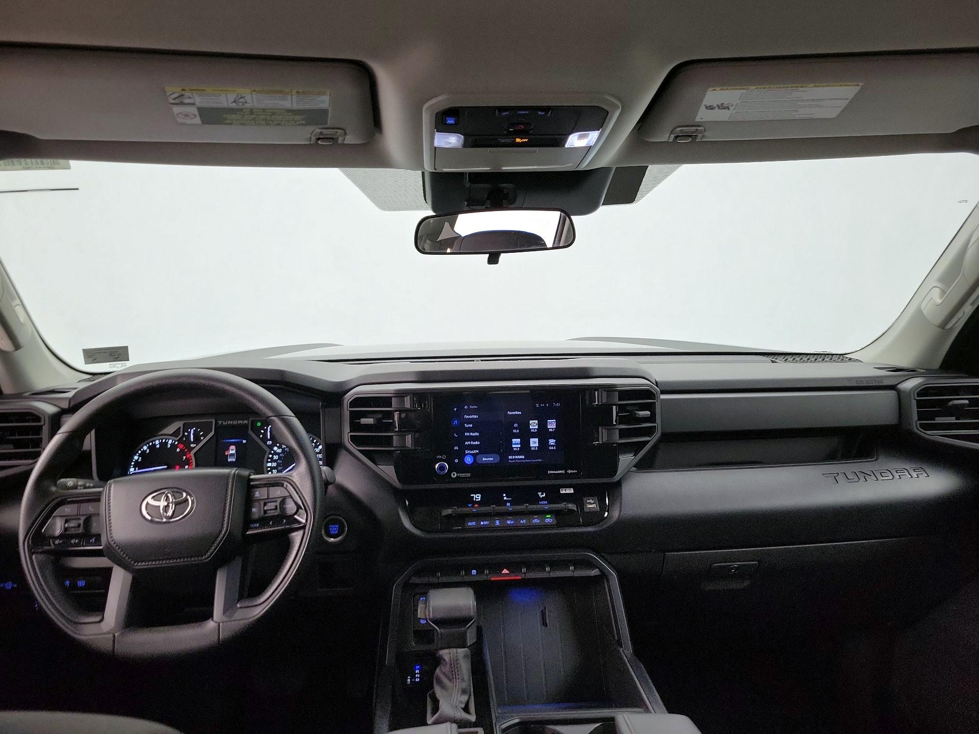 Thumbnail: 2024 Toyota Tundra - 9