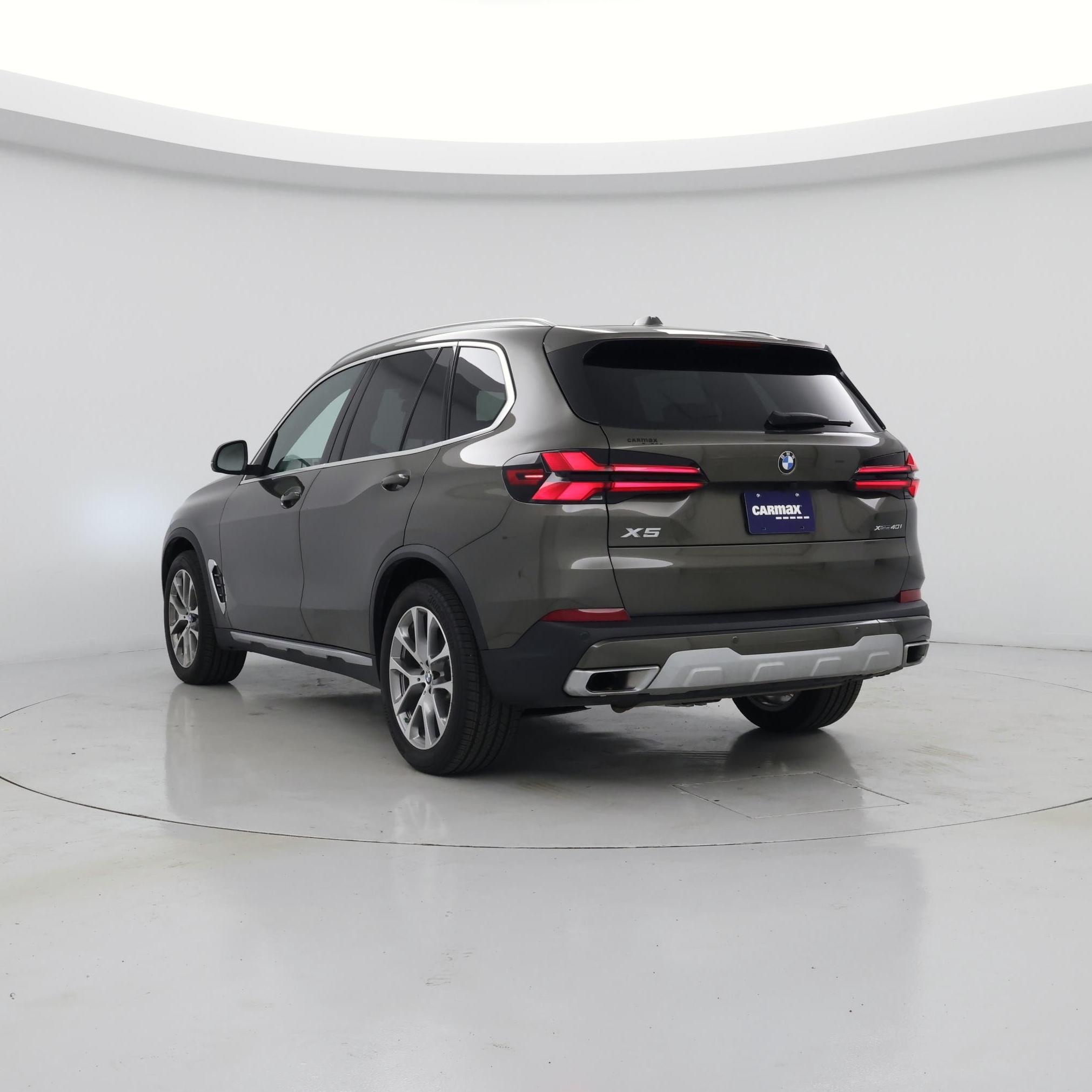 Thumbnail: 2026 BMW X5 - 2