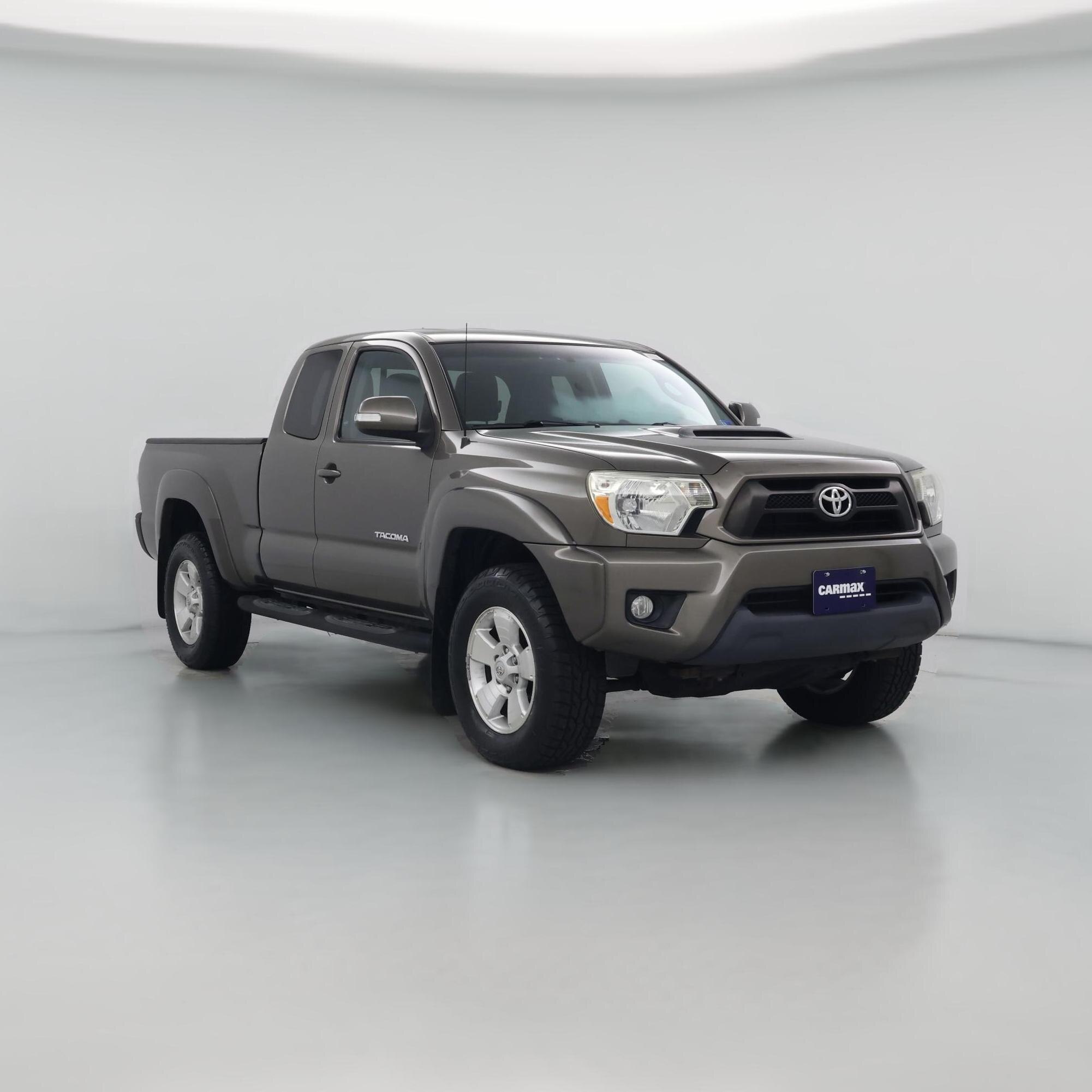 Thumbnail: 2015 Toyota Tacoma - 1
