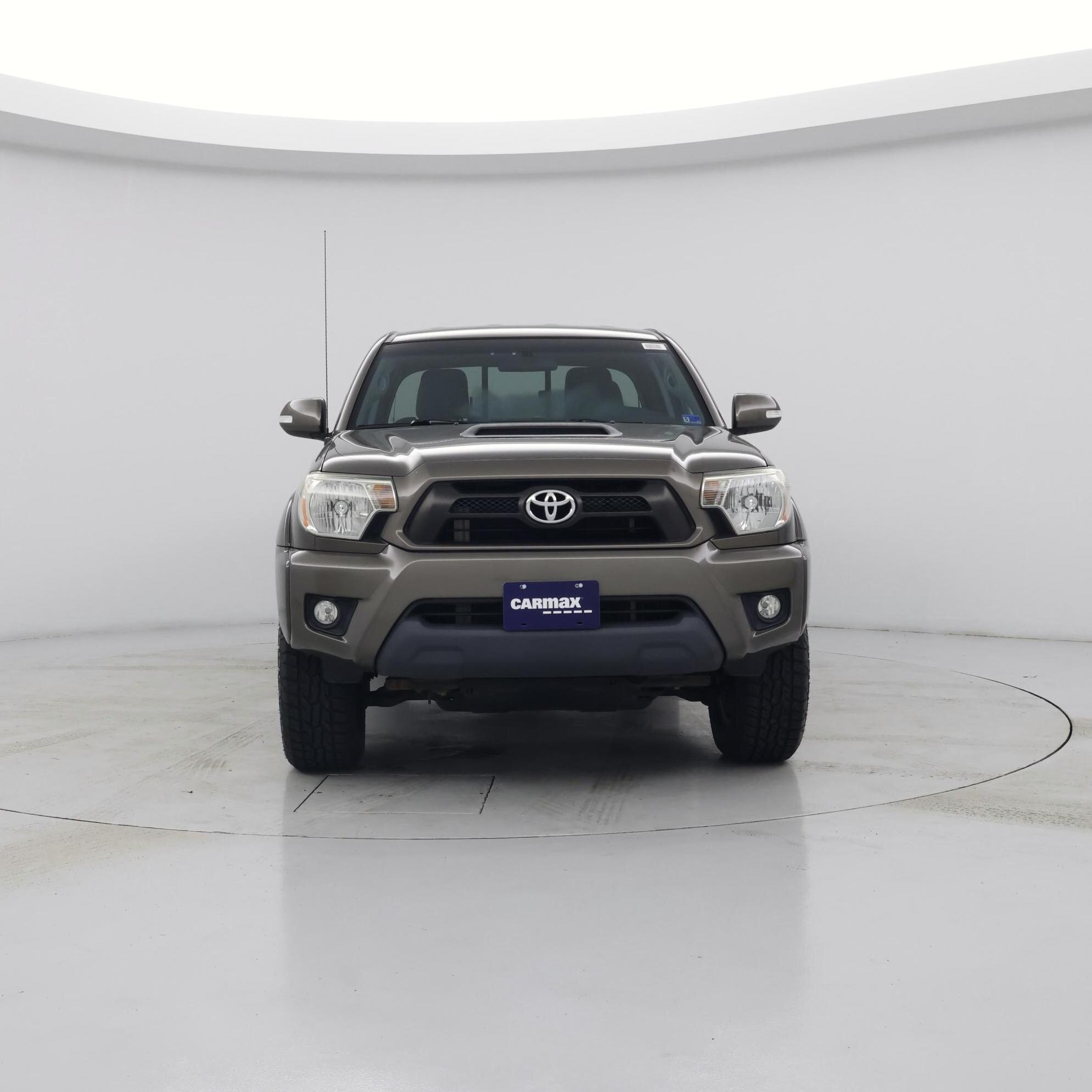 Thumbnail: 2015 Toyota Tacoma - 5