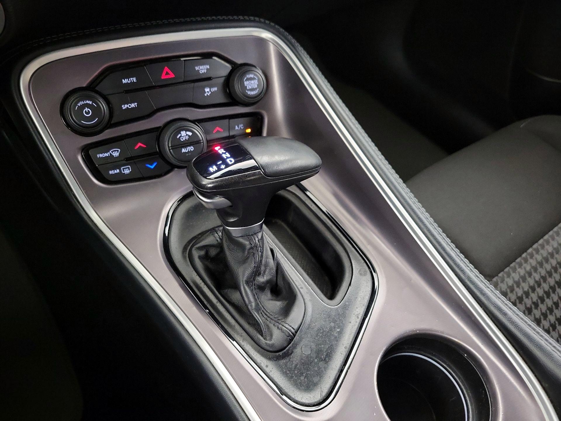 Thumbnail: 2021 Dodge Challenger - 17