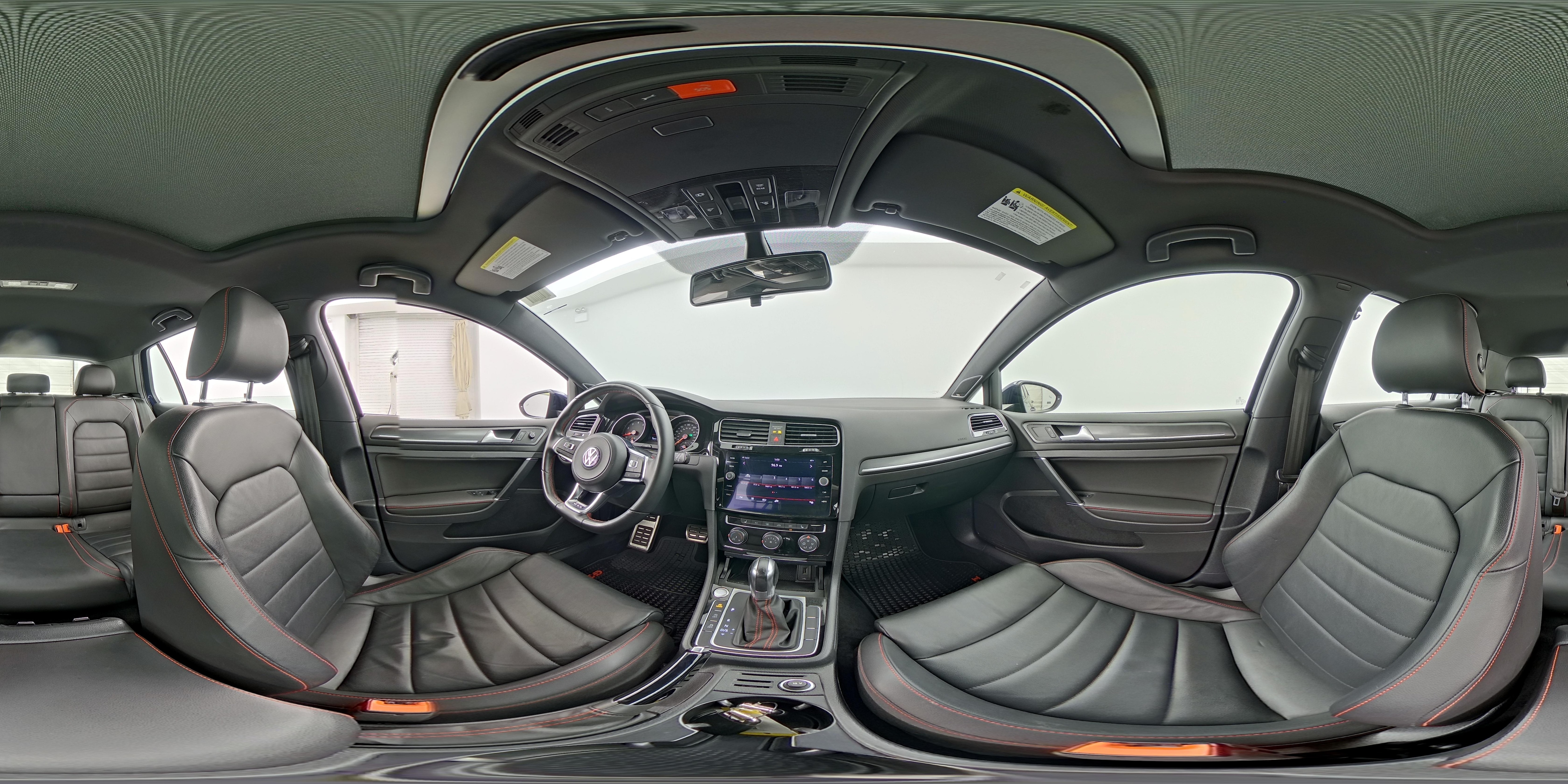 2019 Volkswagen Golf GTI SE - Photo 25