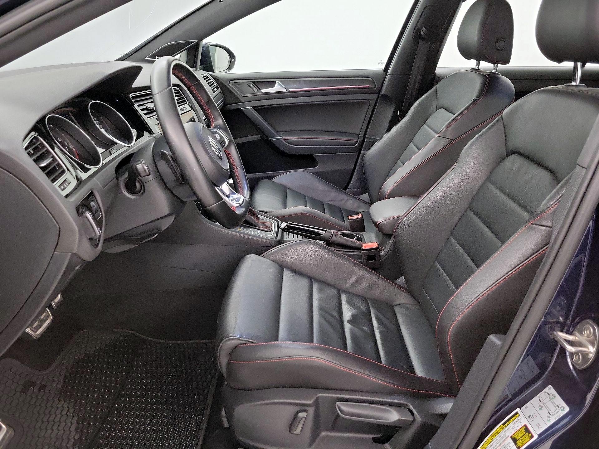 Thumbnail: 2019 Volkswagen Golf - 11