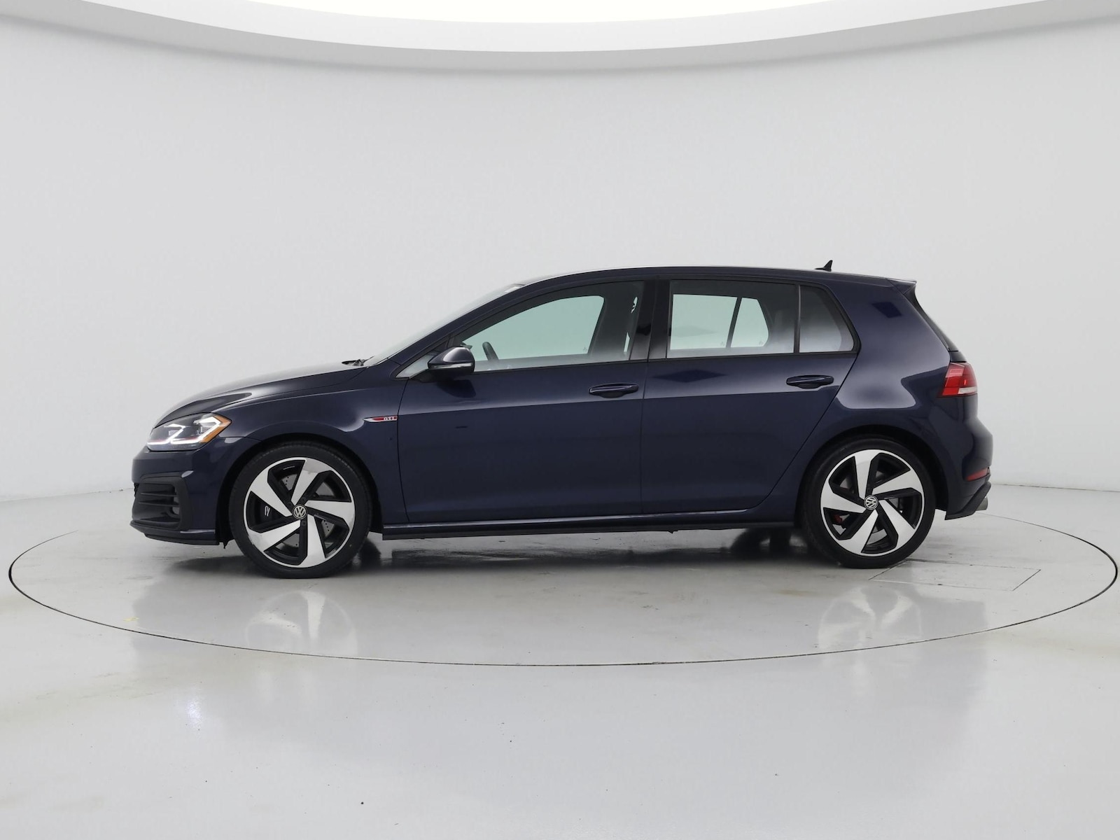 2019 Volkswagen Golf GTI SE - Photo 4