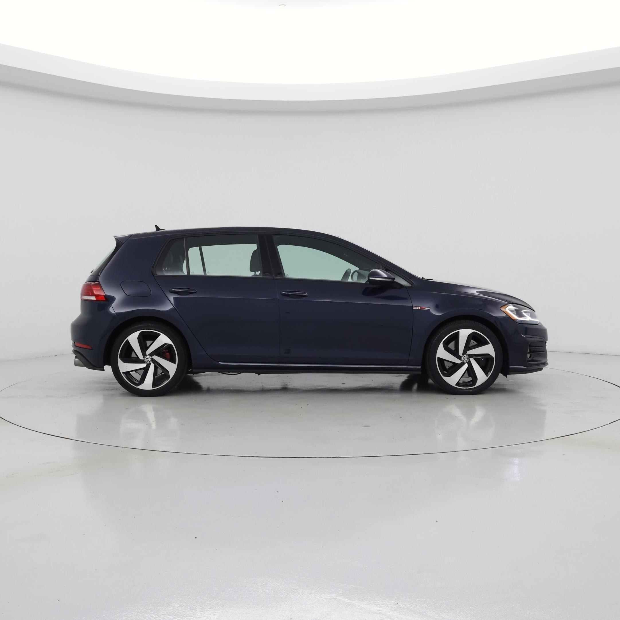 Thumbnail: 2019 Volkswagen Golf - 7