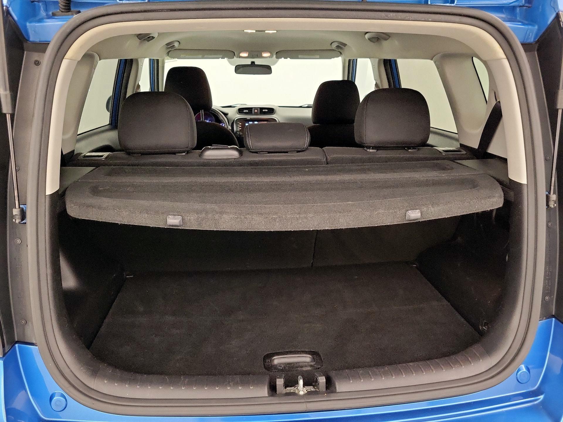 Thumbnail: 2018 Kia Soul - 20