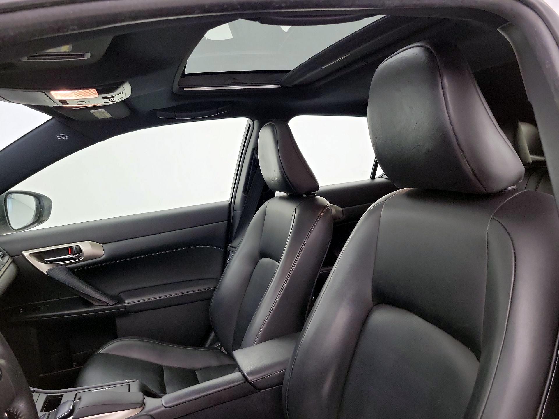 Thumbnail: 2014 Lexus CT - 20