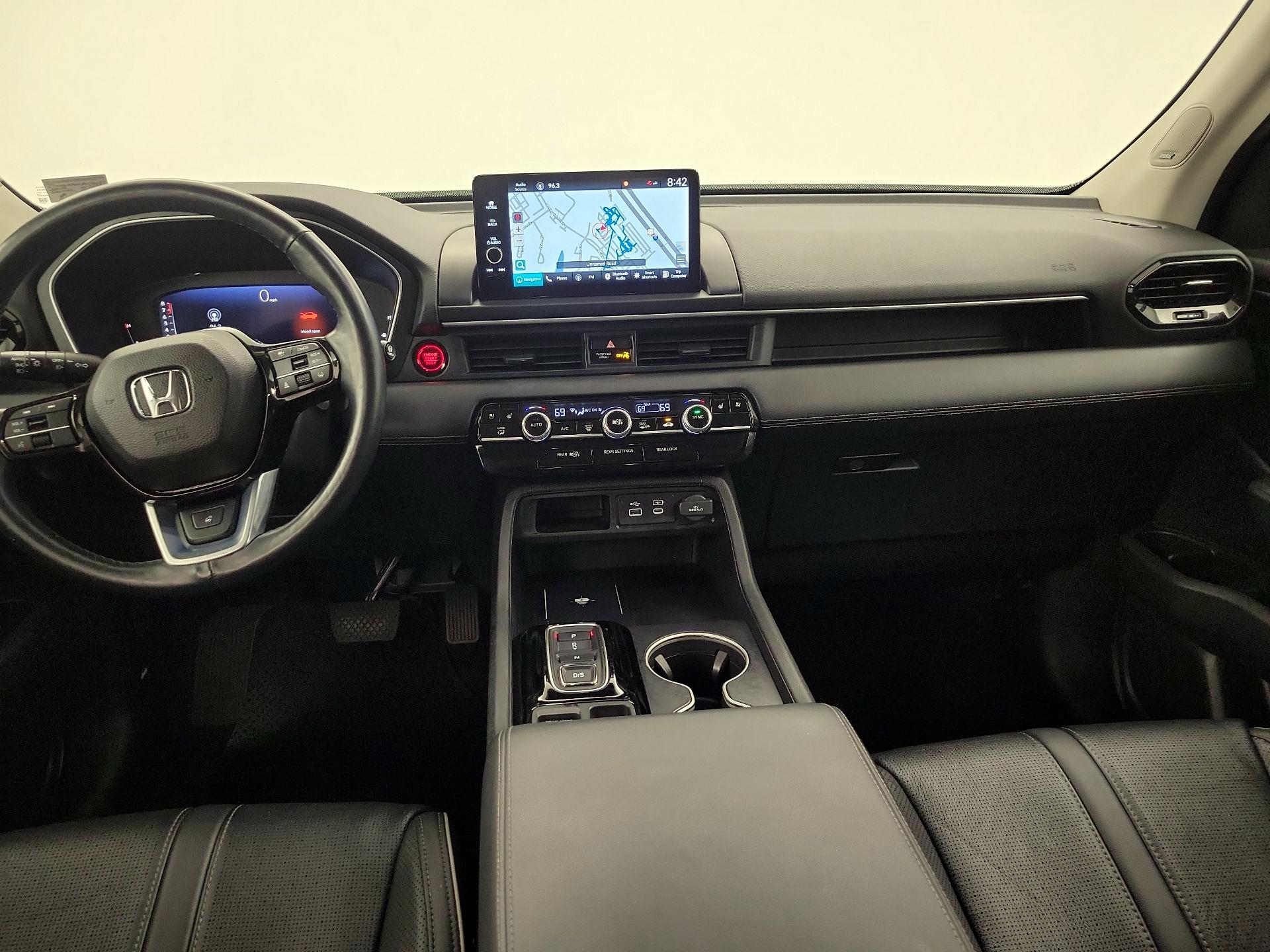 Thumbnail: 2023 Honda Pilot - 9