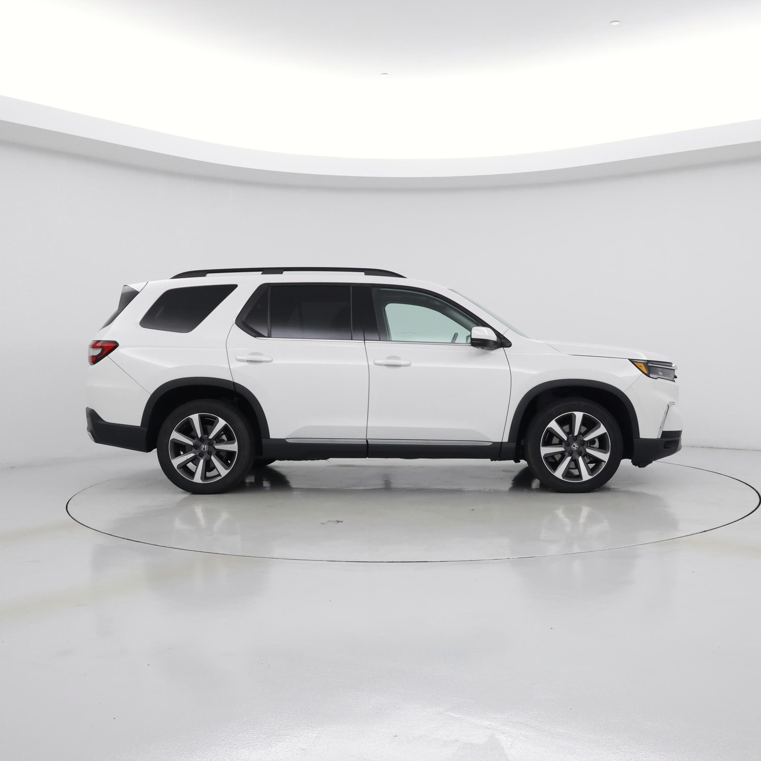 Thumbnail: 2023 Honda Pilot - 7