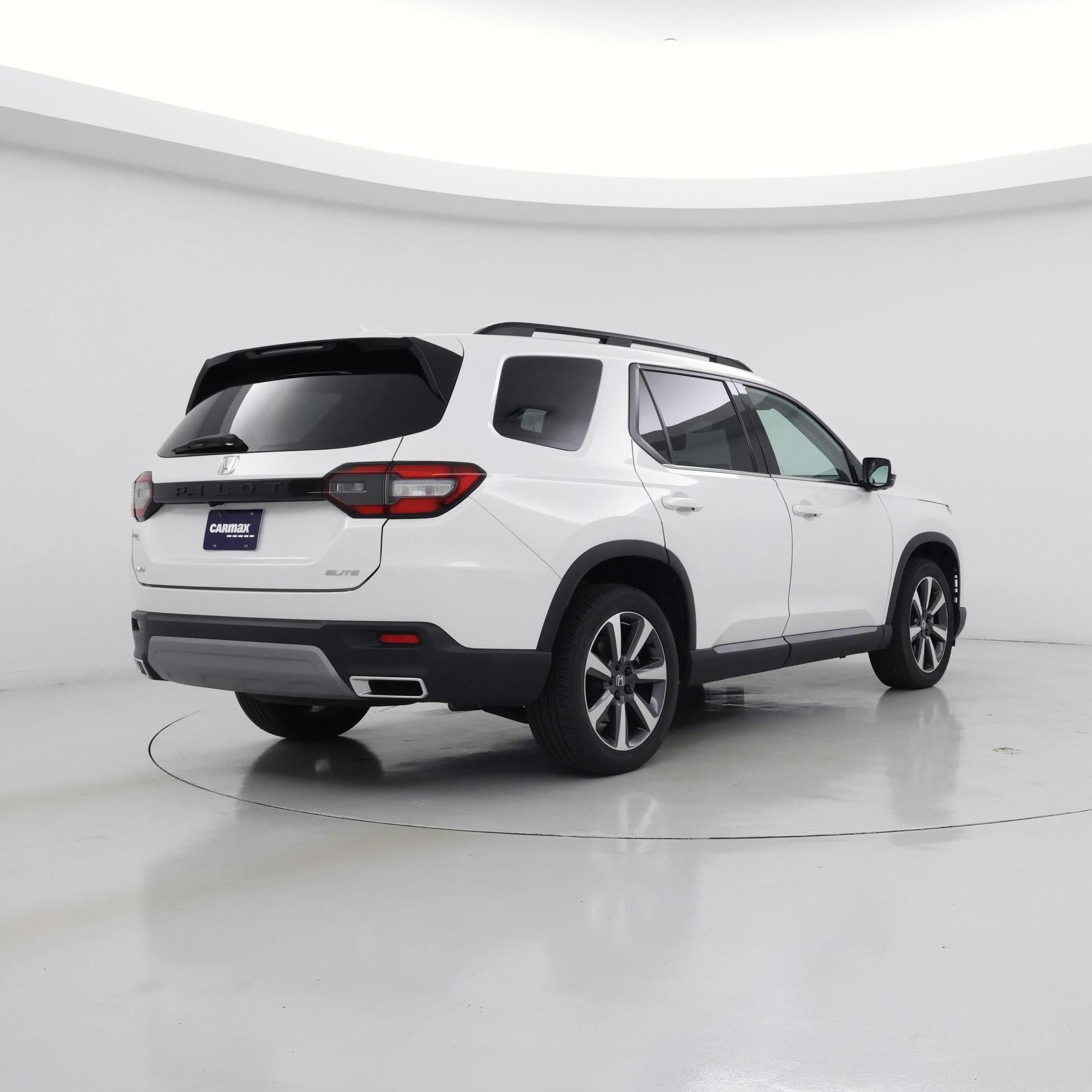 Thumbnail: 2023 Honda Pilot - 8