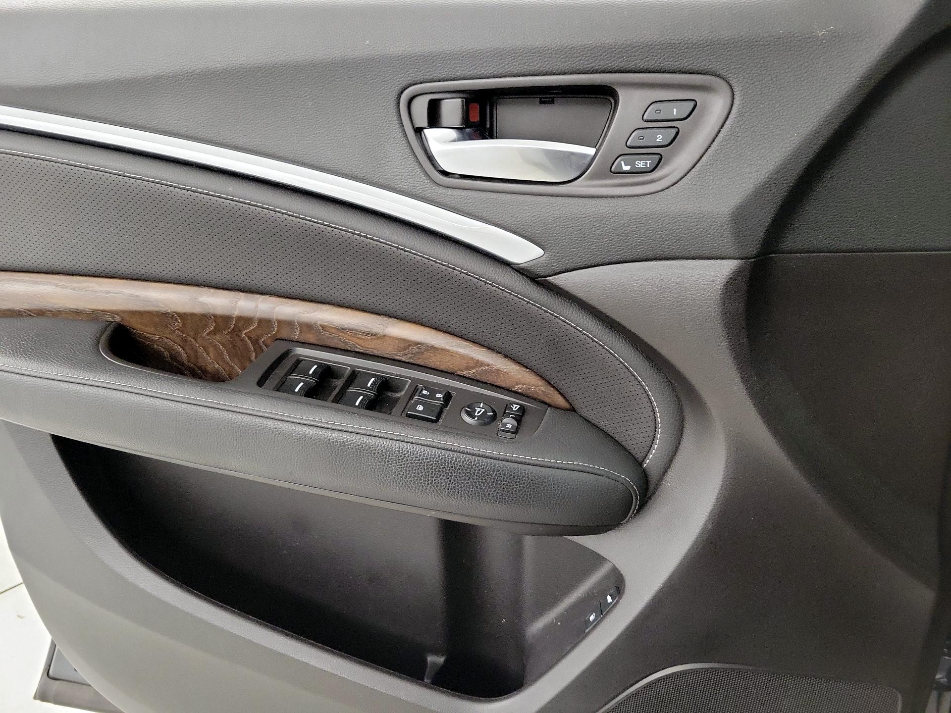 Thumbnail: 2019 Acura MDX - 12