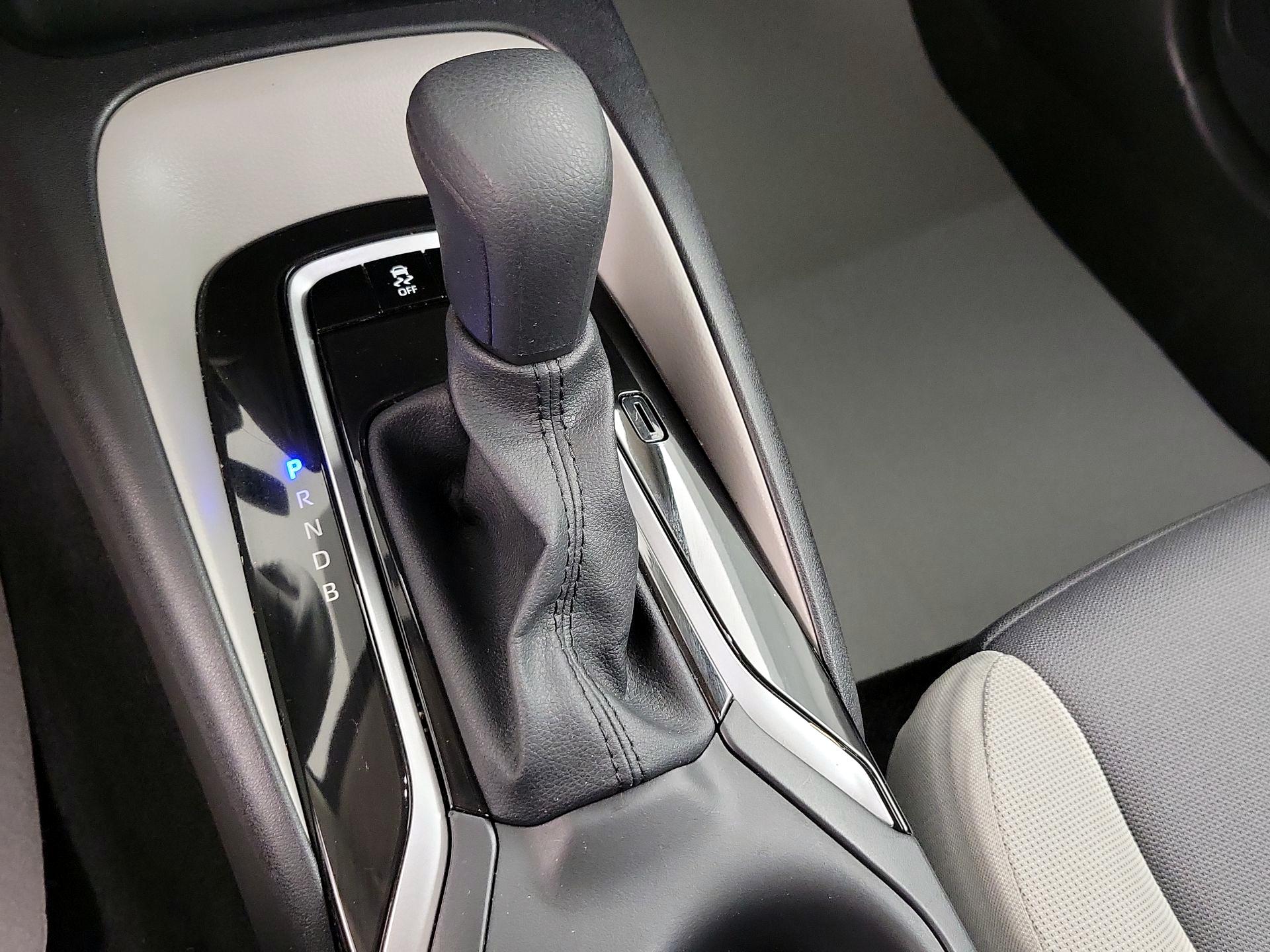 Thumbnail: 2025 Toyota Corolla - 17